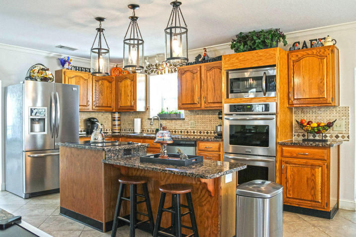 METES & BOUNDS - Residential Lease