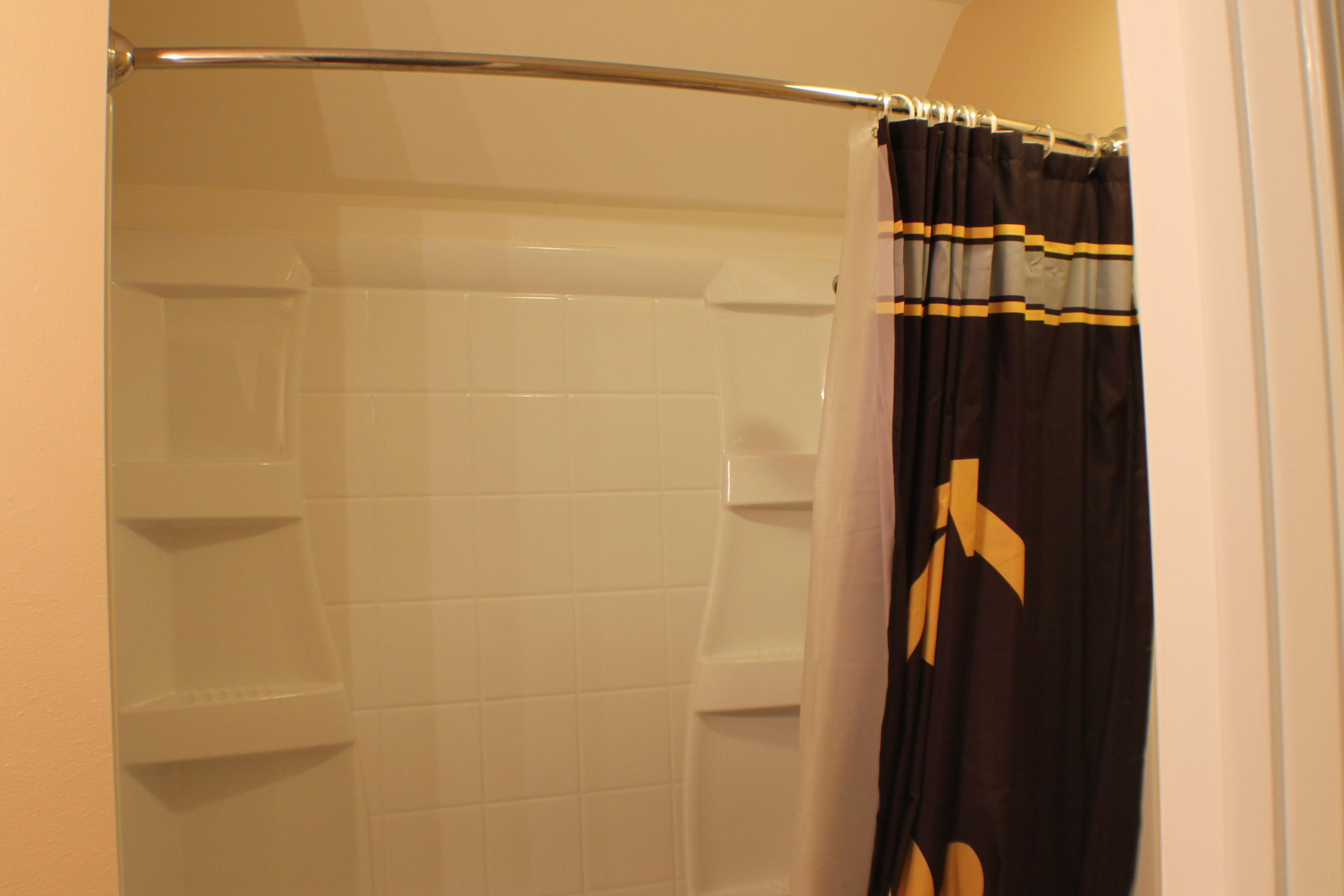 SHOAL CREEK MANOR WEST - Residential