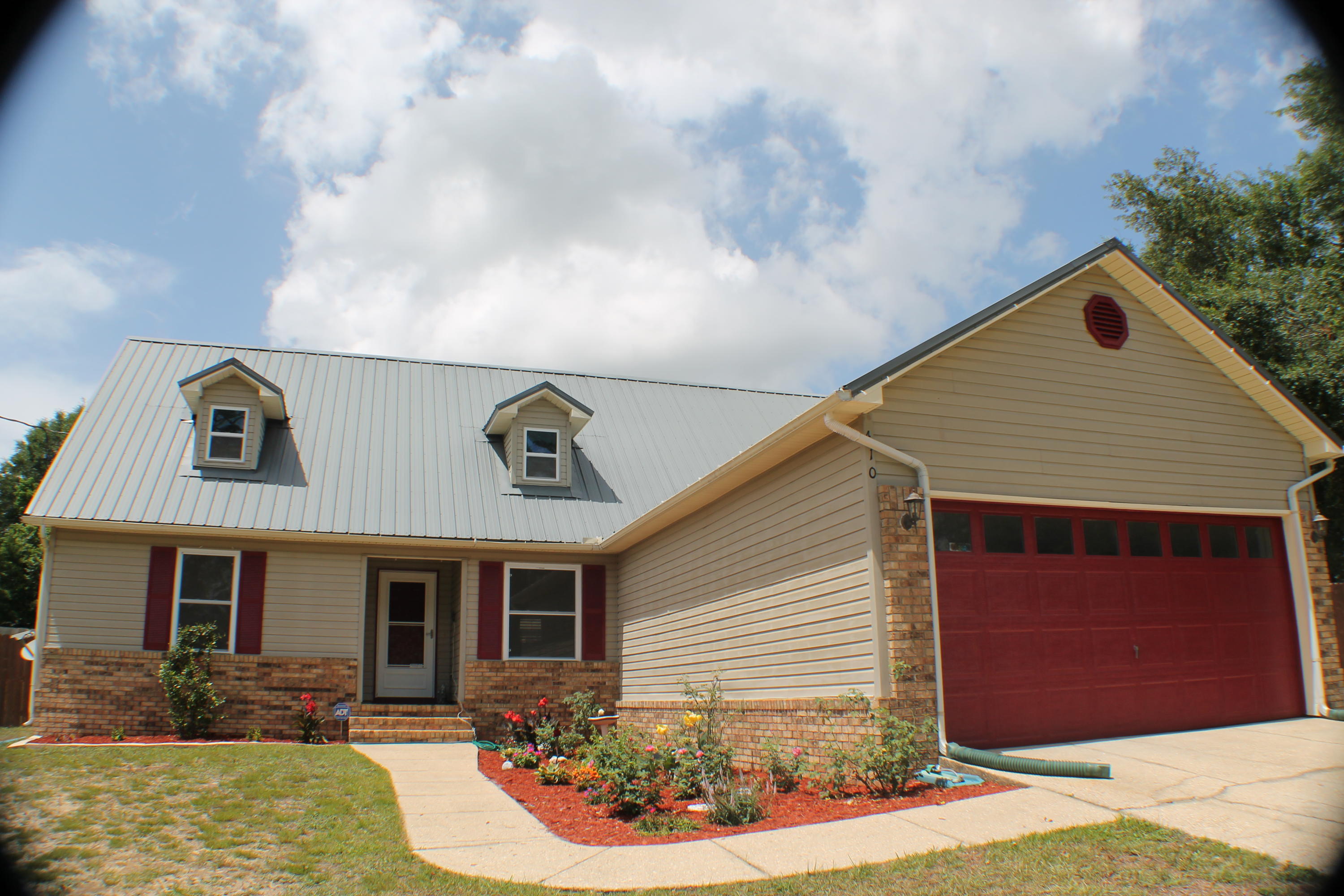 SHOAL CREEK MANOR WEST - Residential