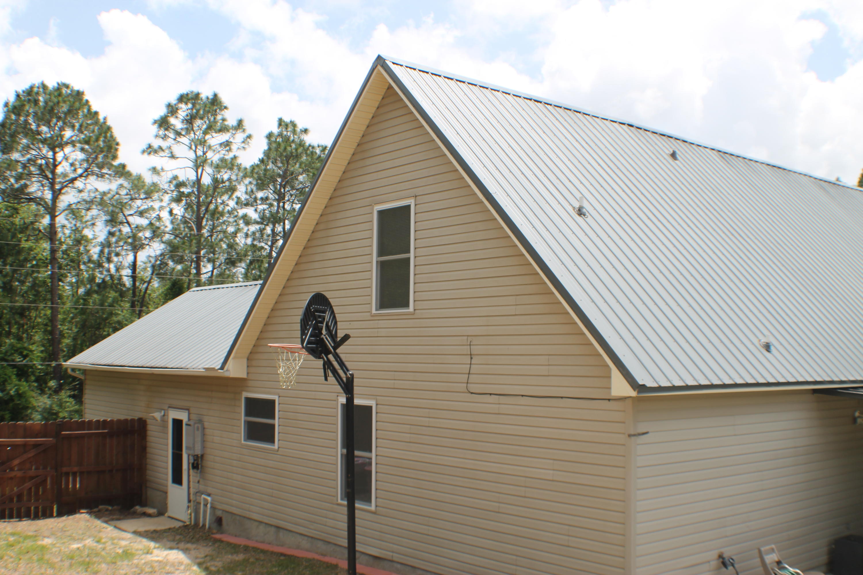 SHOAL CREEK MANOR WEST - Residential