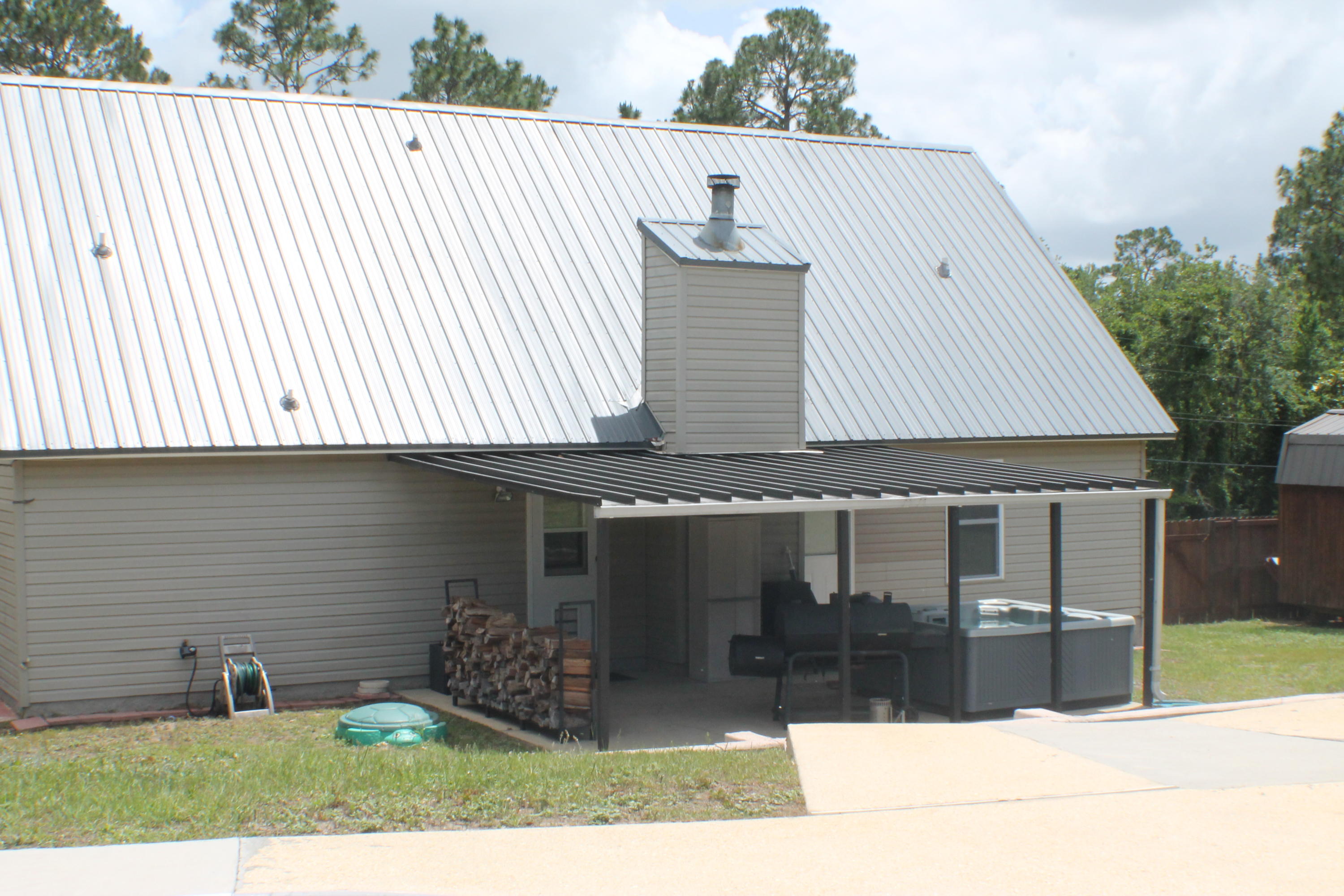 SHOAL CREEK MANOR WEST - Residential