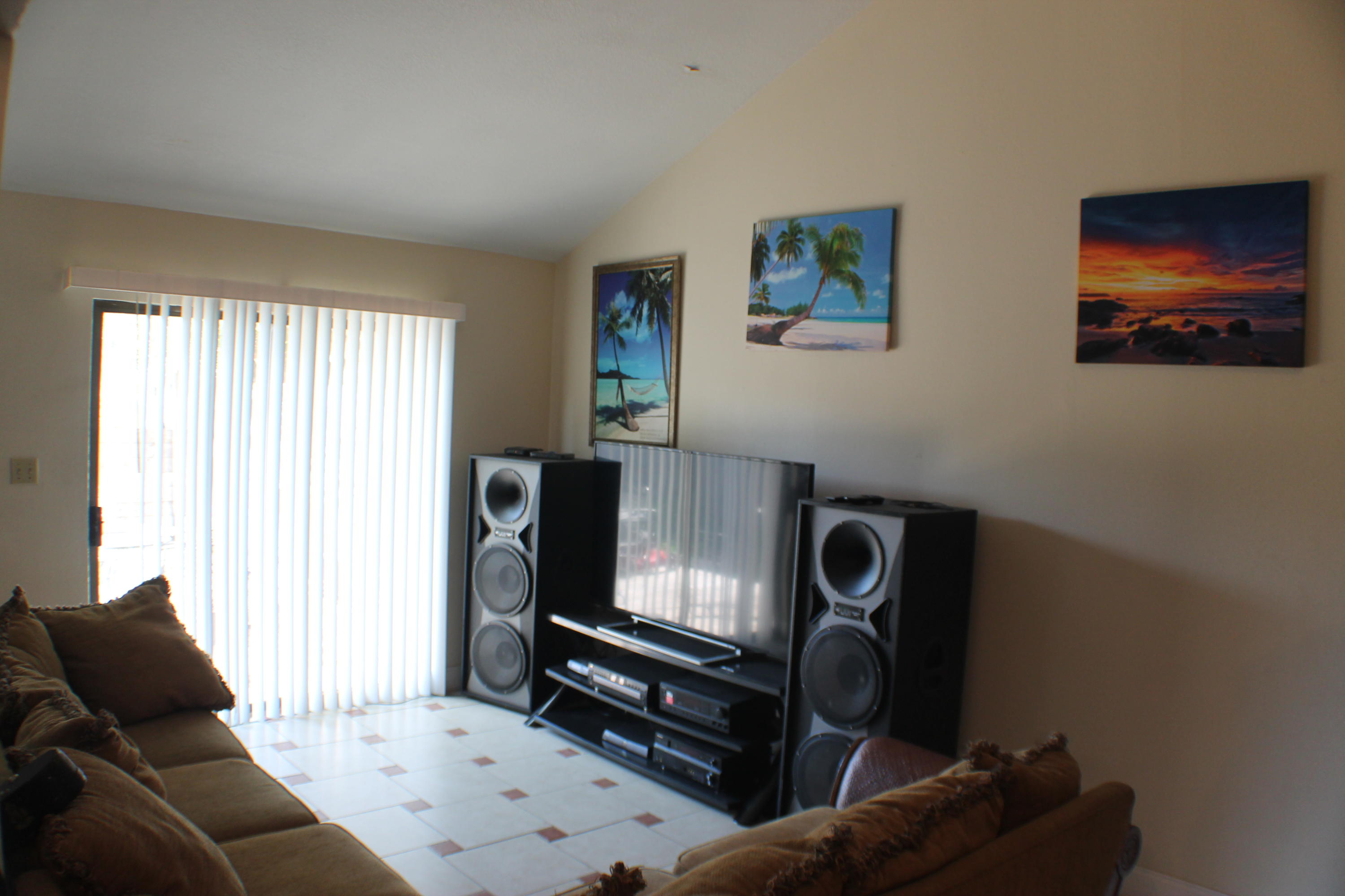 Sandalwood Manor 1st Add - Residential