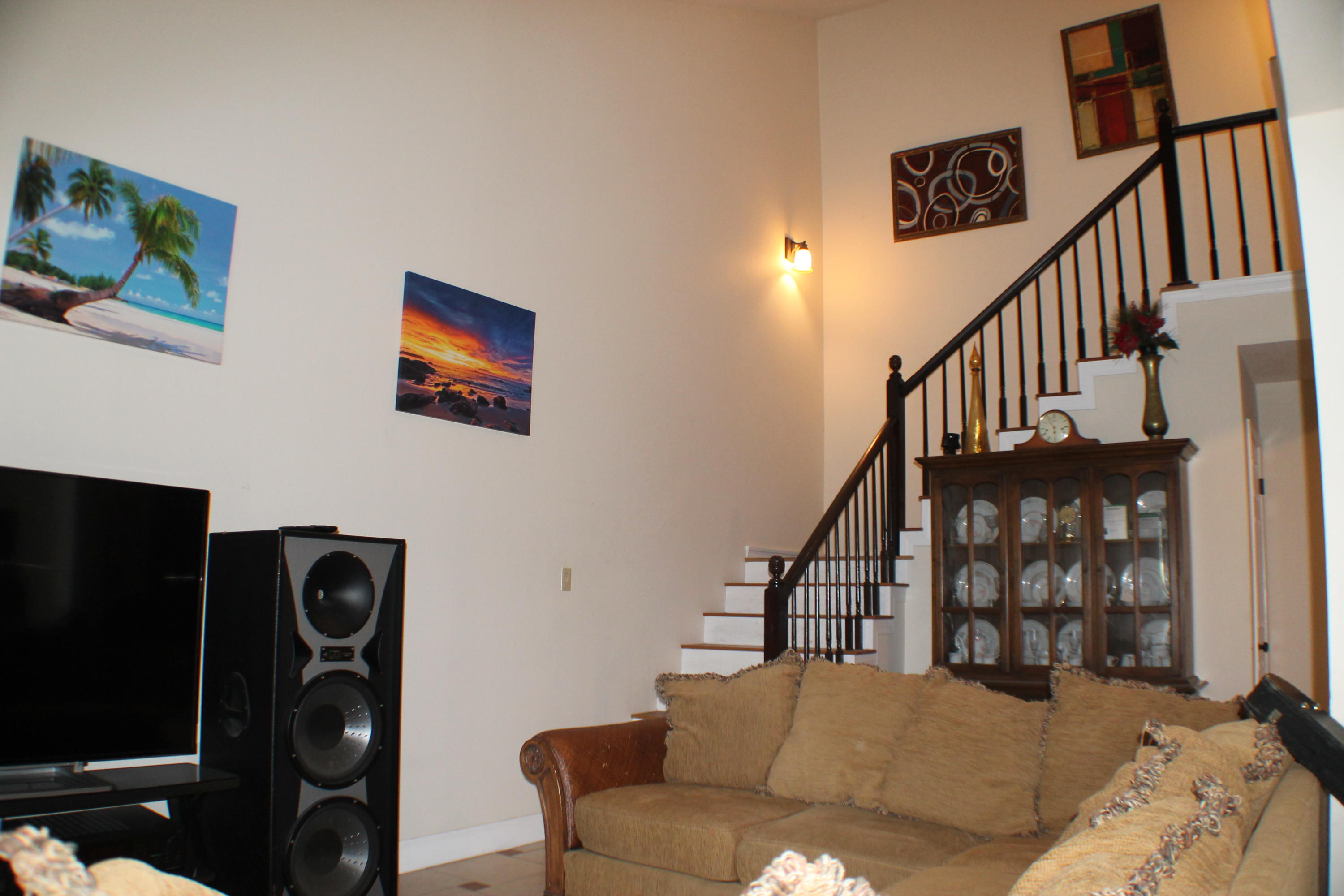 Sandalwood Manor 1st Add - Residential