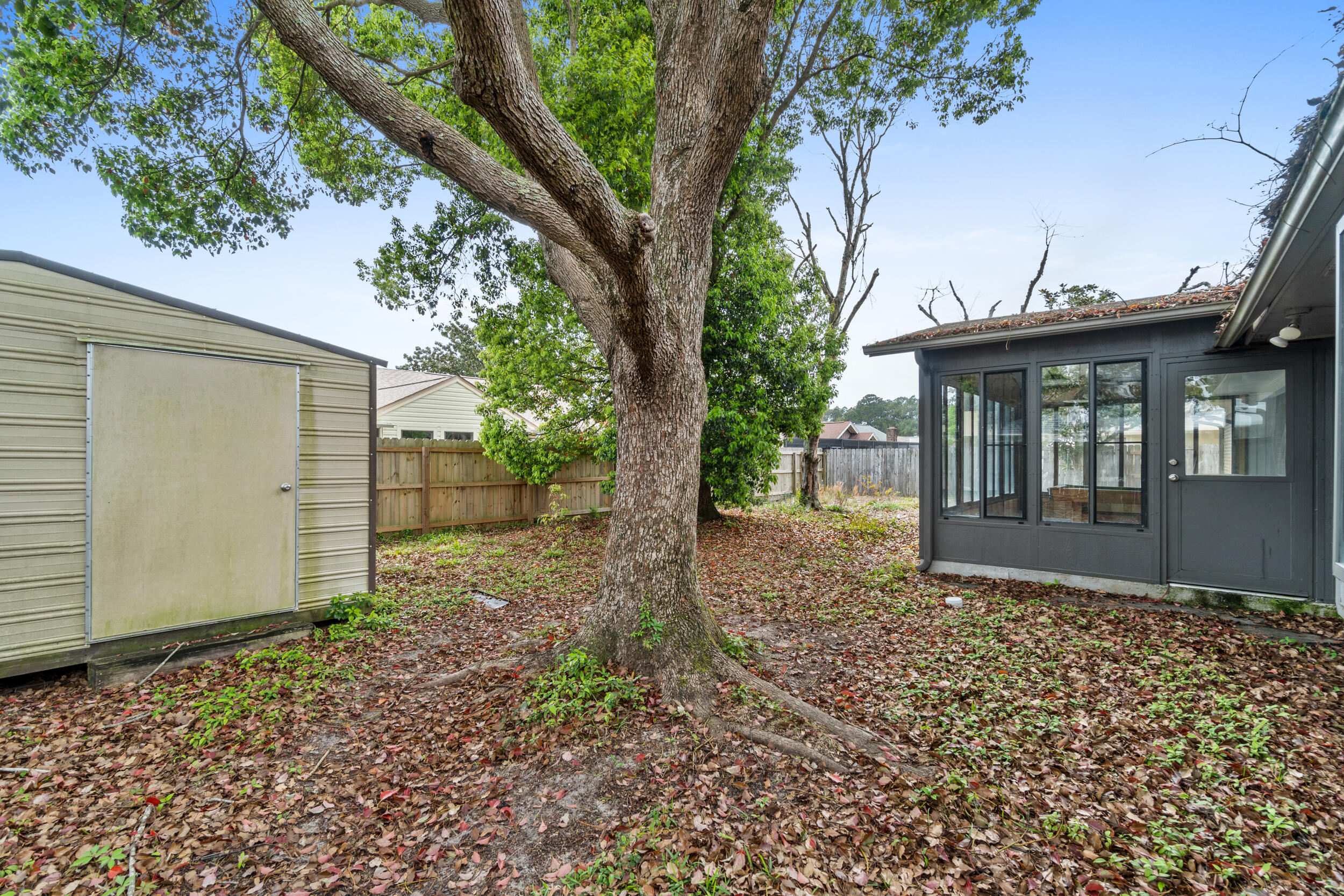CHATEAU PRES DE LA MER - Residential