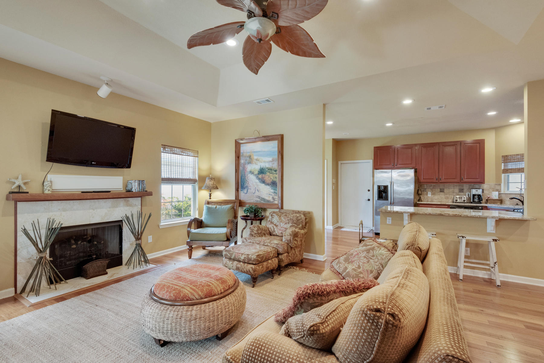 PORT OF CALL - Residential