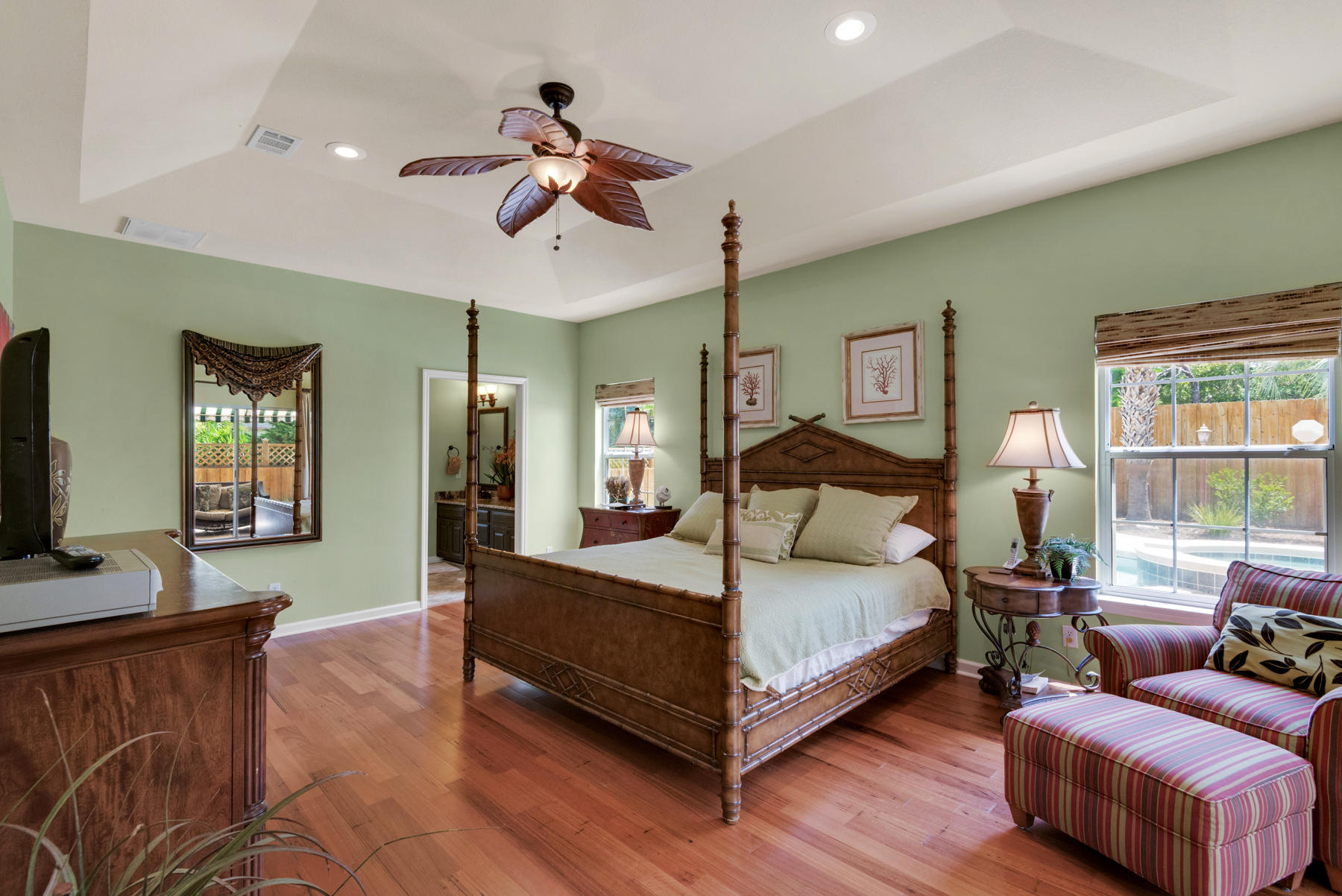 PORT OF CALL - Residential