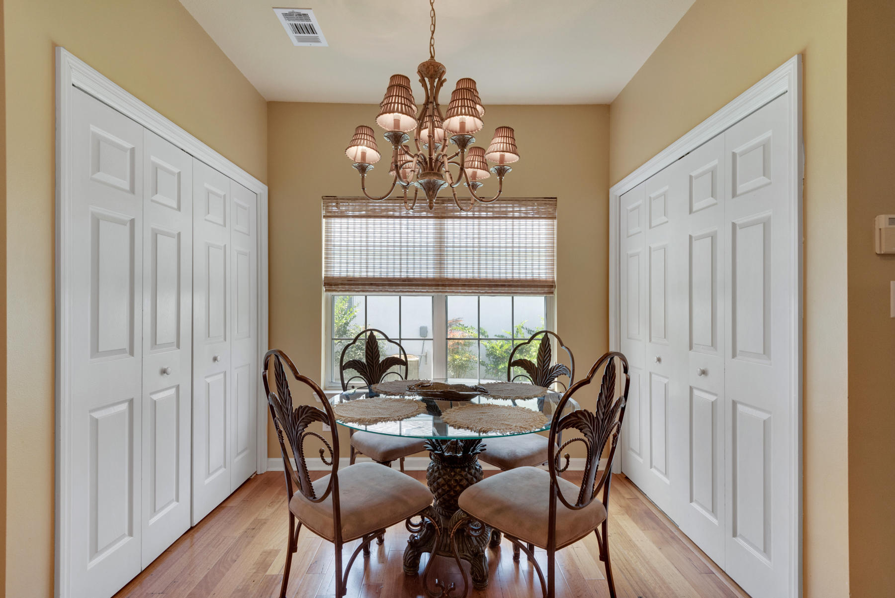 PORT OF CALL - Residential