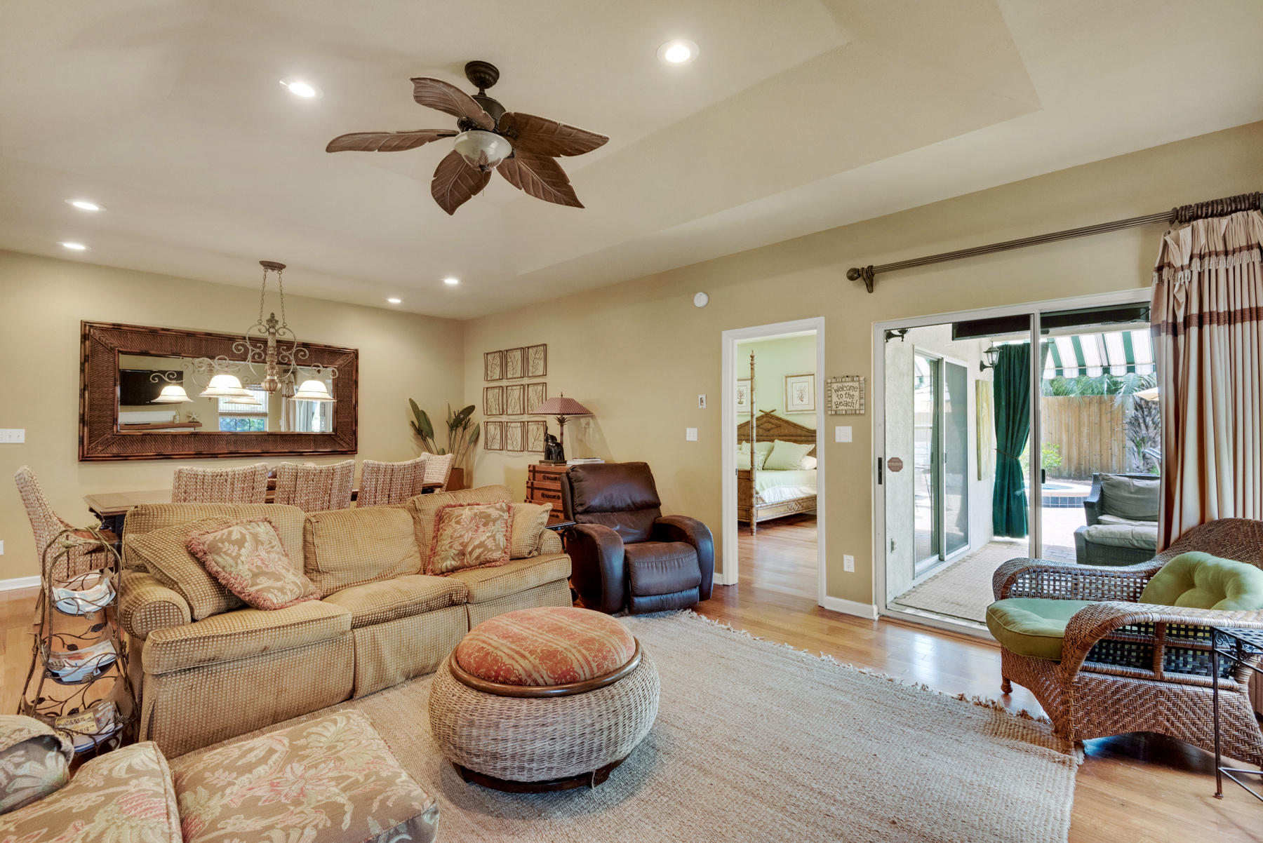 PORT OF CALL - Residential