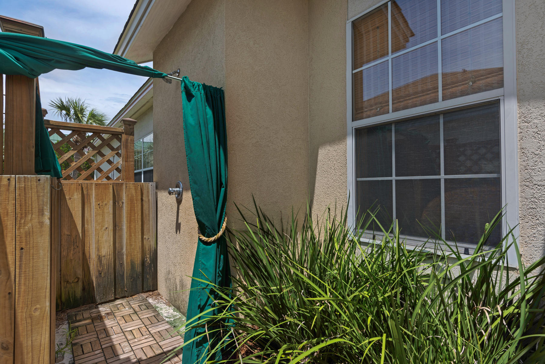 PORT OF CALL - Residential