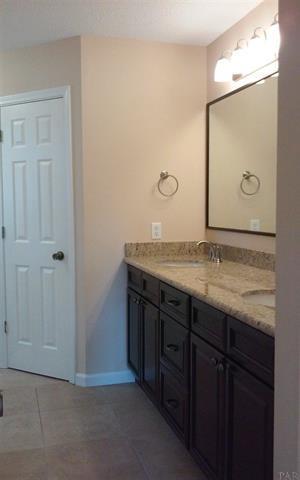 COUNTRY BREEZE ESTATES - Residential