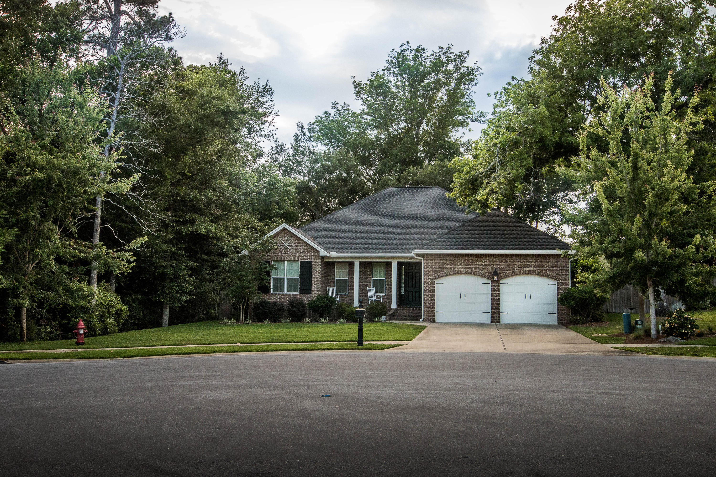 MAGNOLIA WOODS - Residential