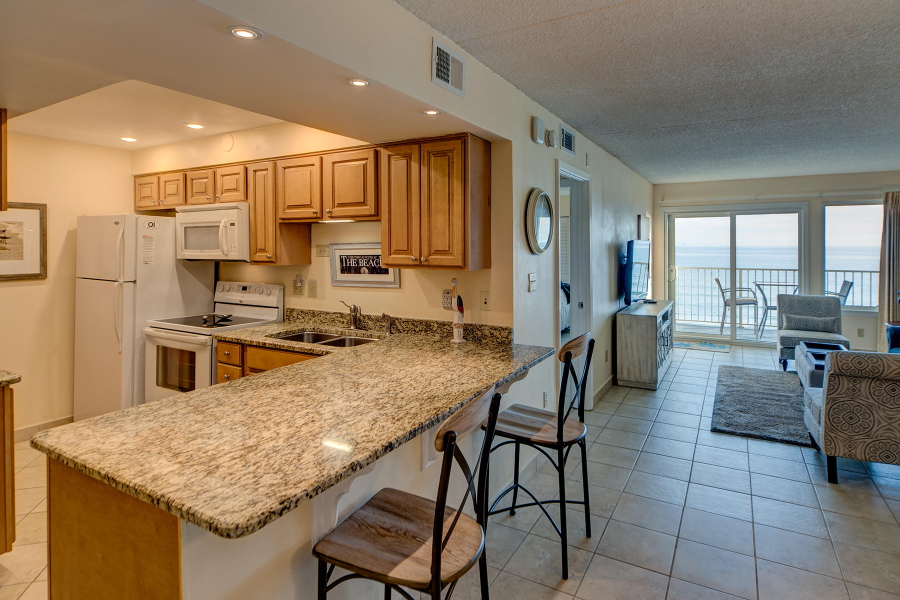 ISLAND ECHO CONDO - Residential