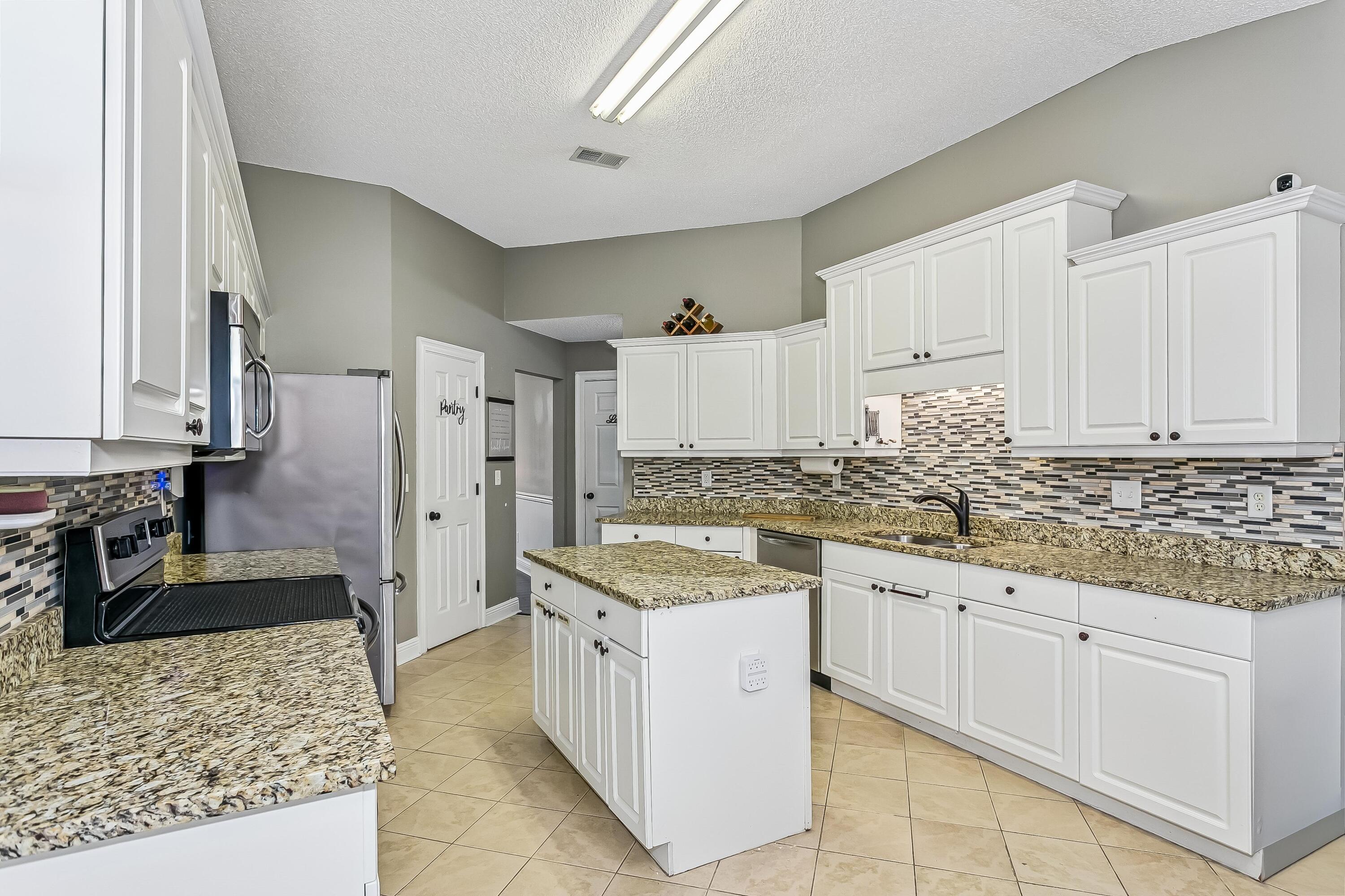 NORTHVIEW ESTATES - Residential