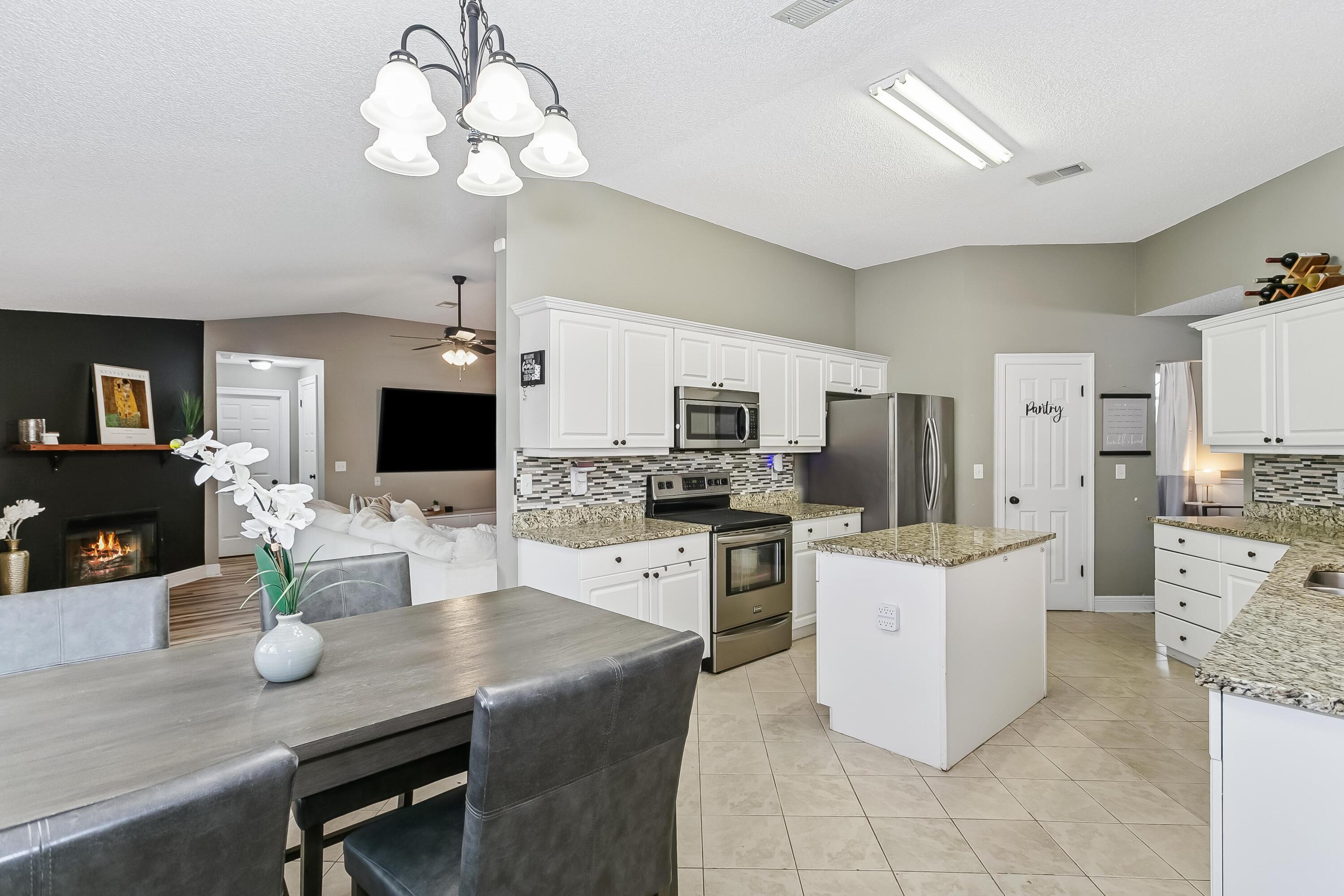 NORTHVIEW ESTATES - Residential