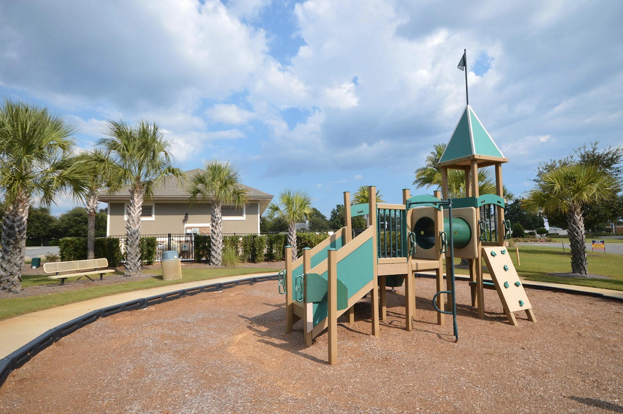 RESERVE POINTE - Residential