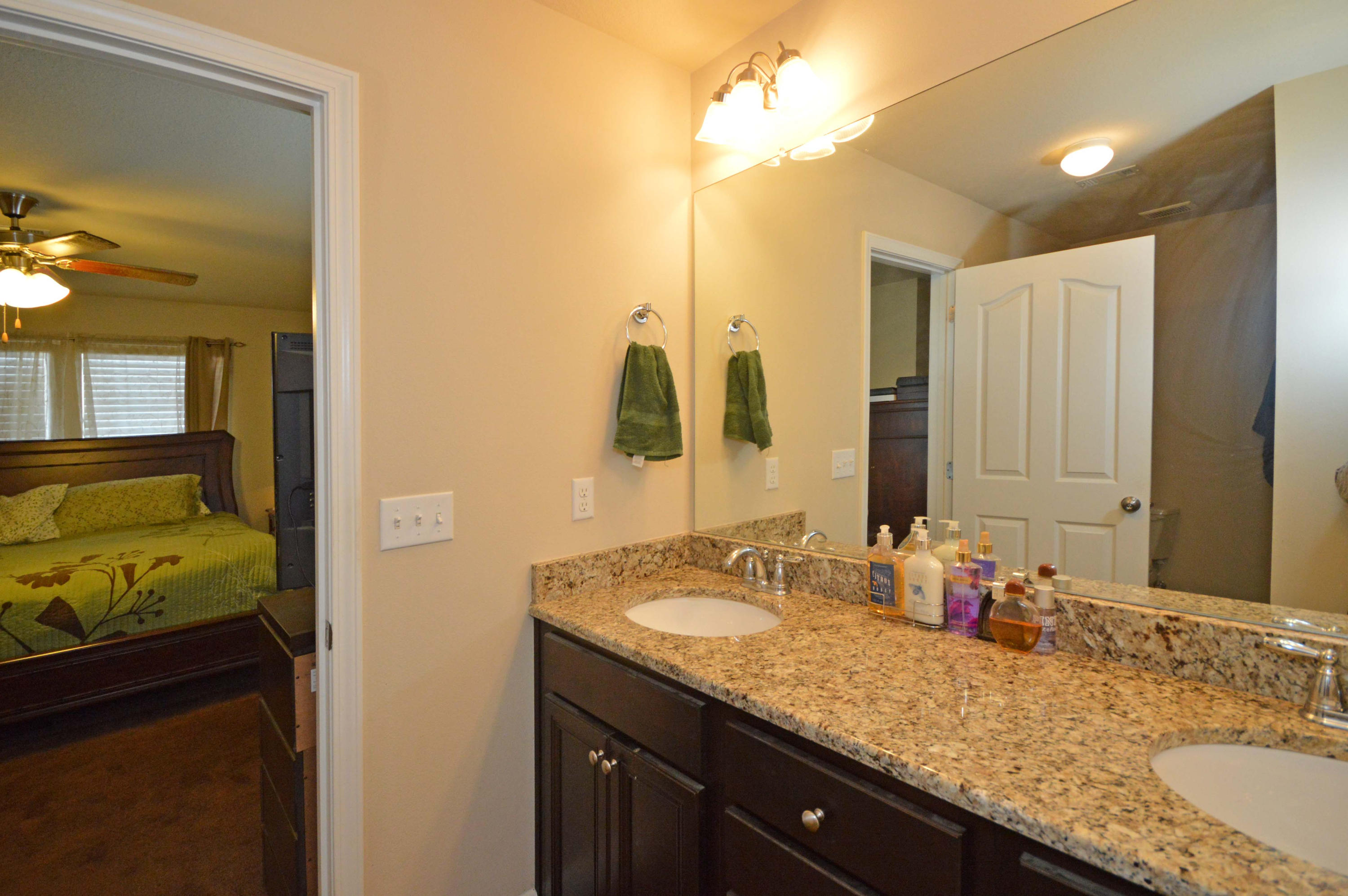 RESERVE POINTE - Residential