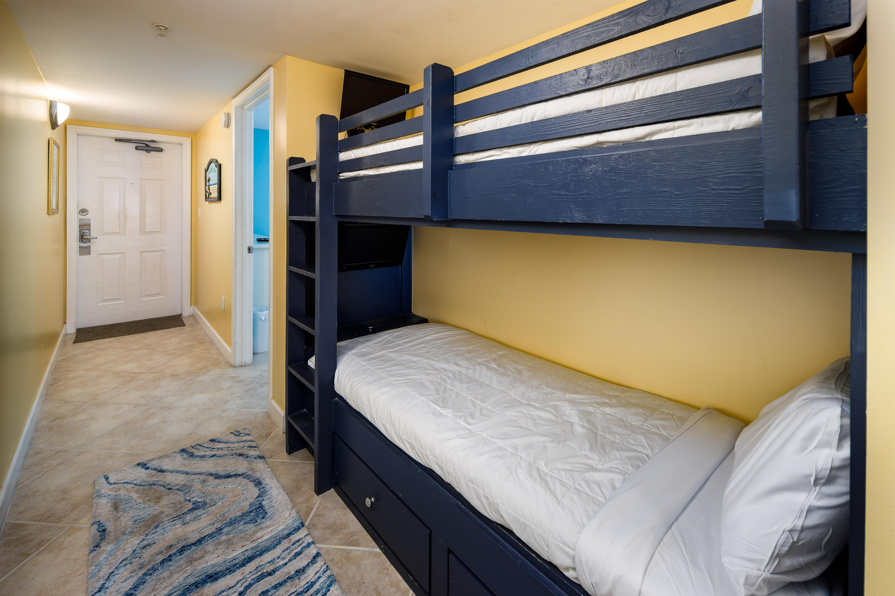 Pelican Isle Condo - Residential