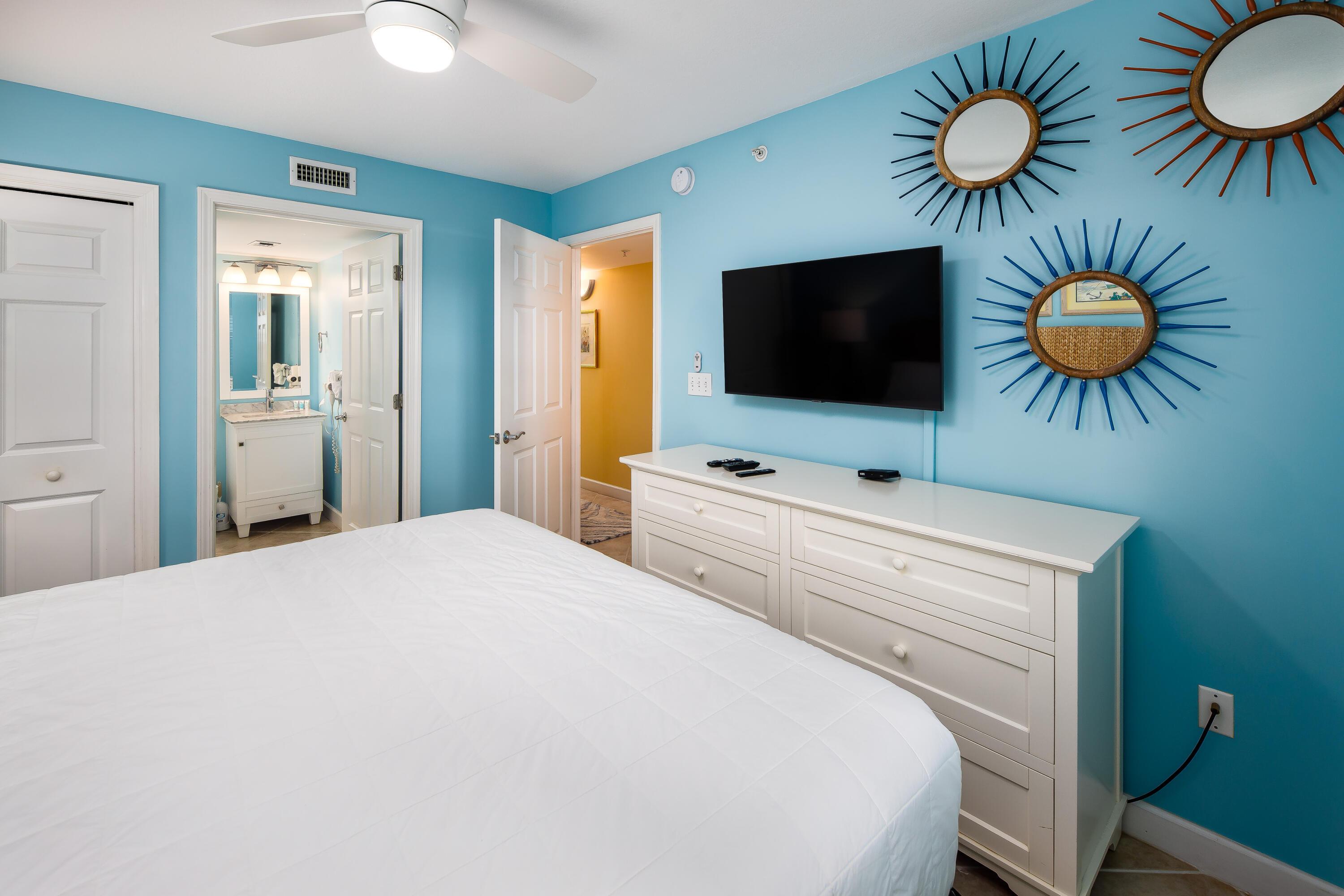 Pelican Isle Condo - Residential