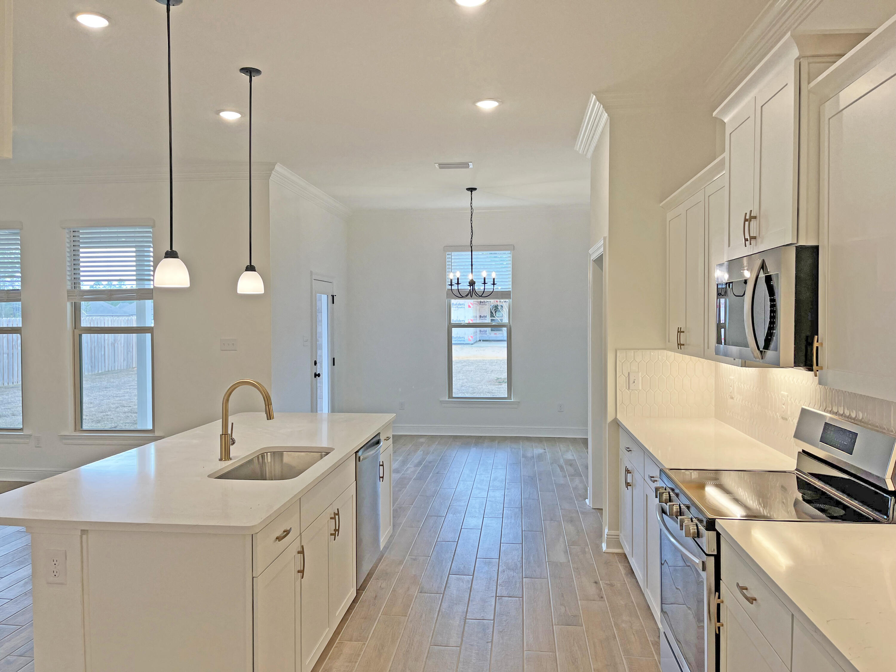 HAMMOCK BAY - BIRD SONG - Residential