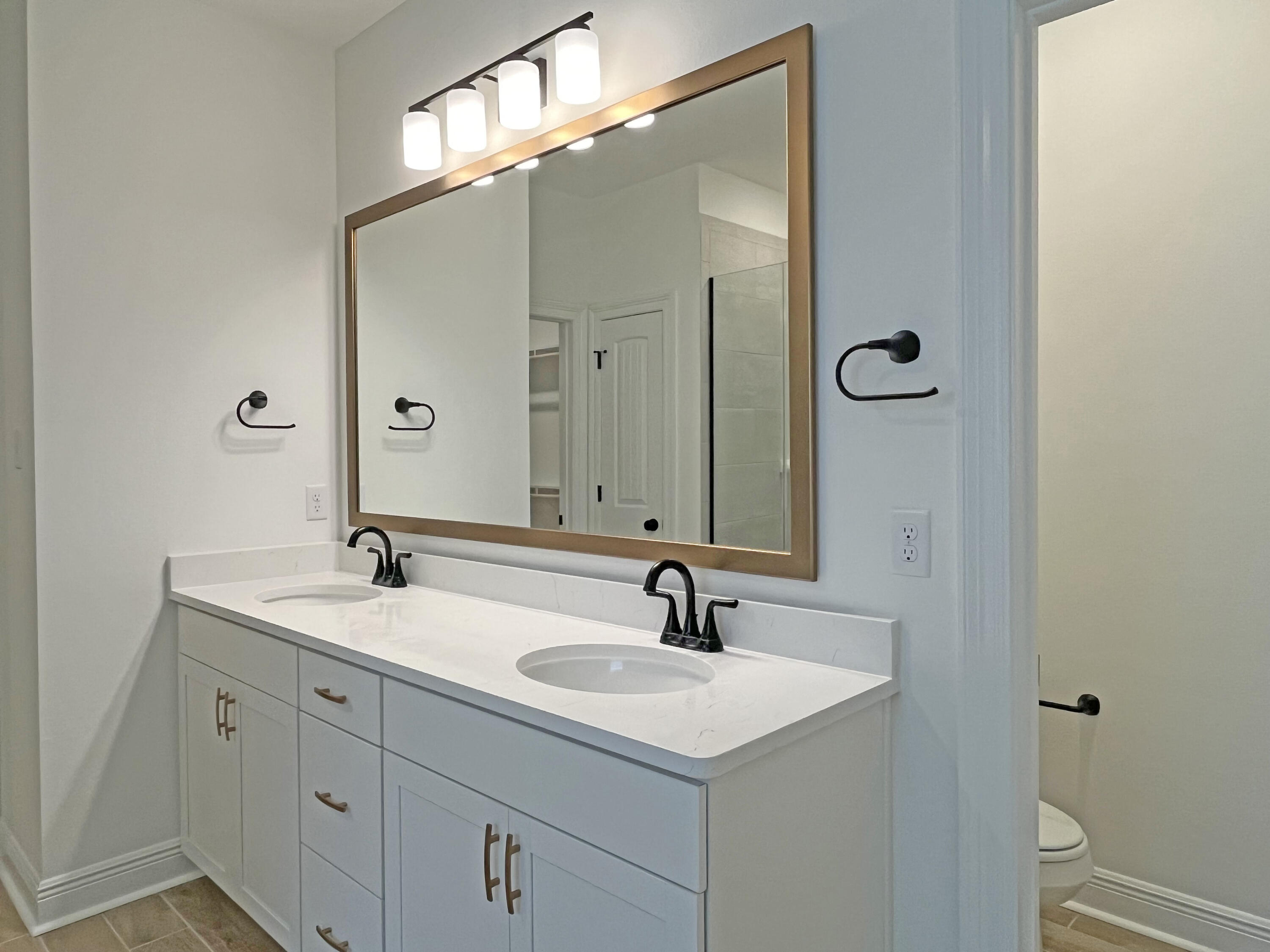 HAMMOCK BAY - BIRD SONG - Residential