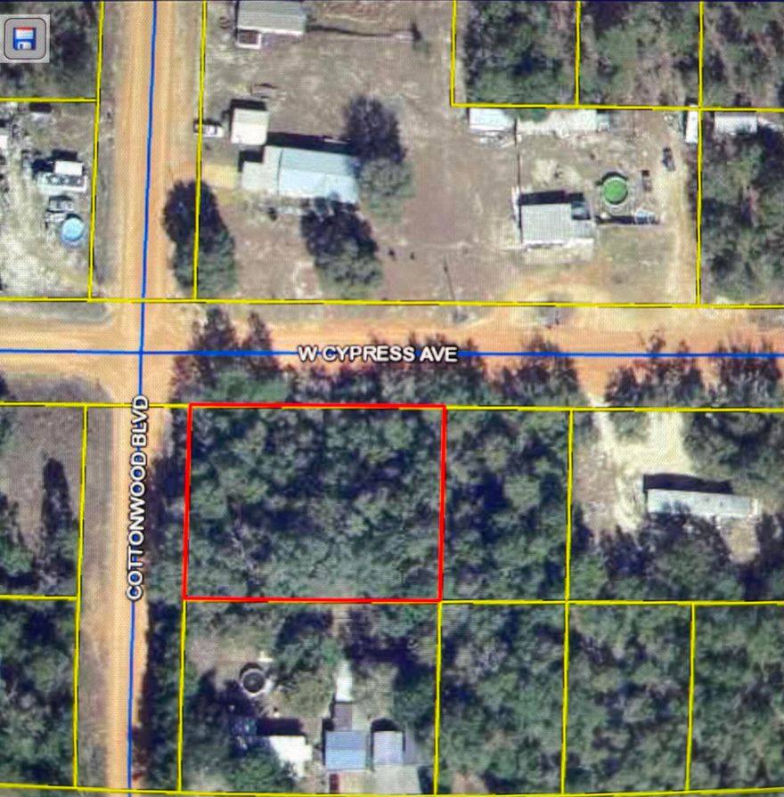 2 nice lots on the corner of Cottonwood and W Cypress. These lots have been cleared and are level. County maintained roads.