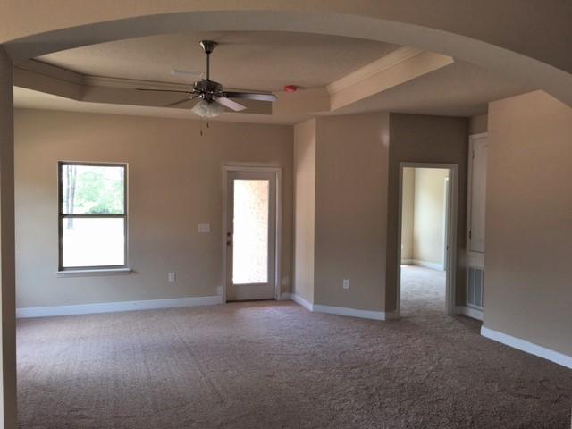 AUTUMN WOODS - Residential