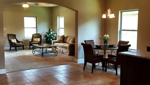 AUTUMN WOODS - Residential