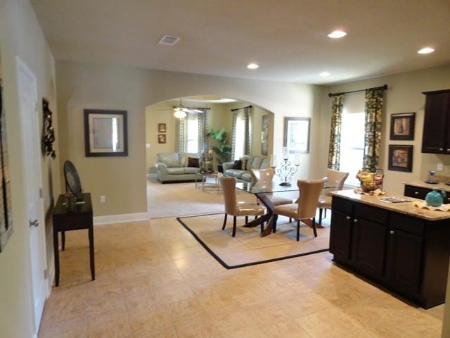 AUTUMN WOODS - Residential