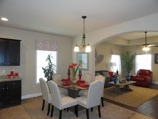 AUTUMN WOODS - Residential