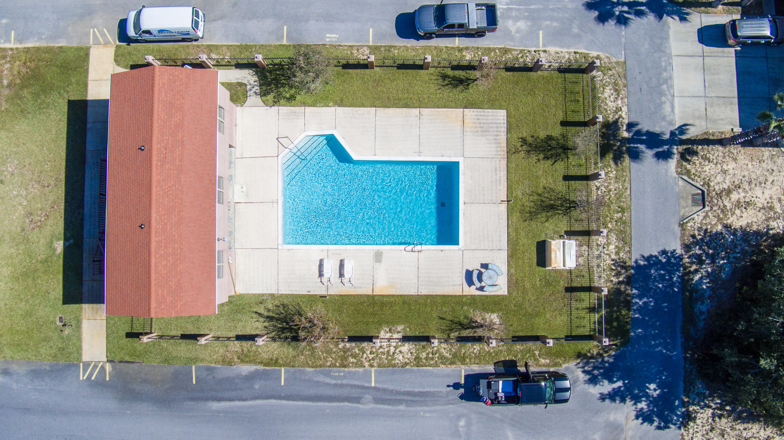 SMUGGLERS COVE - Land