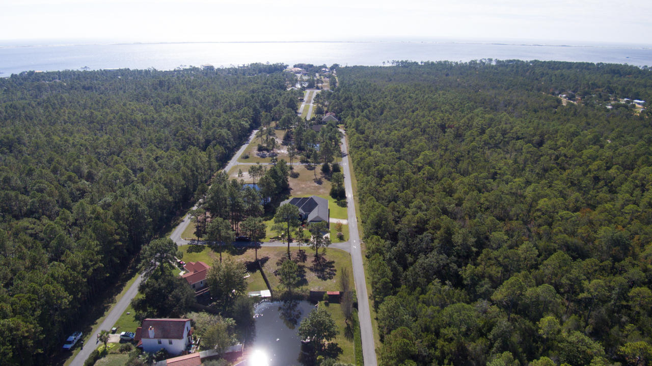 SMUGGLERS COVE - Land