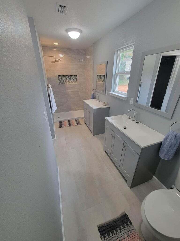 AVERITT ADDN TO CRESTVIEW - Residential