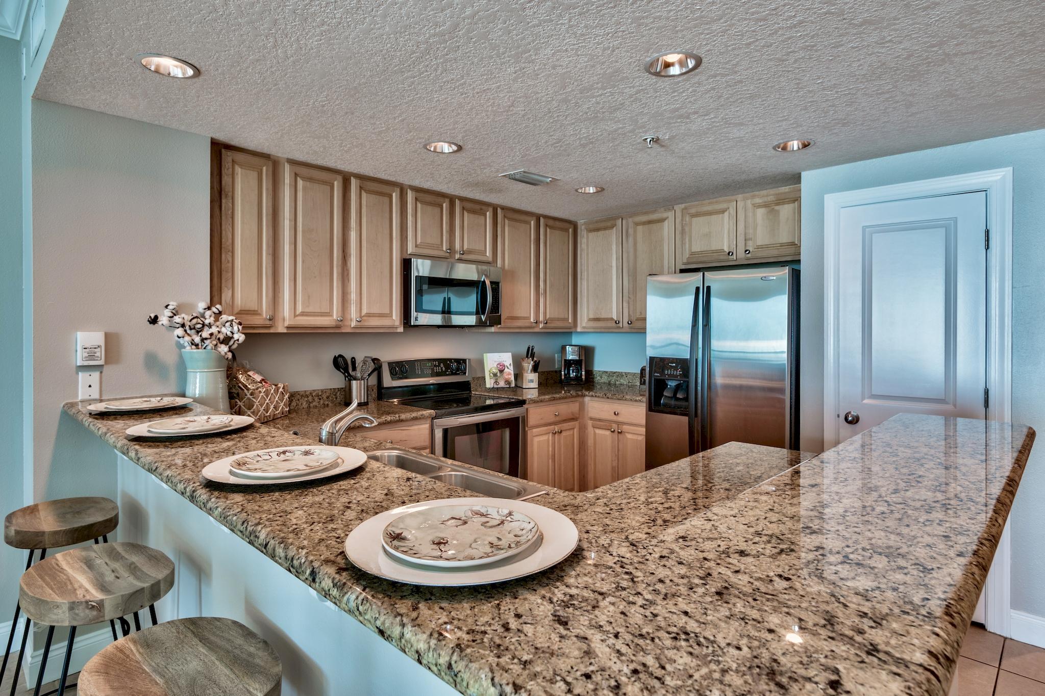 PALAZZO CONDOMINIUMS - Residential