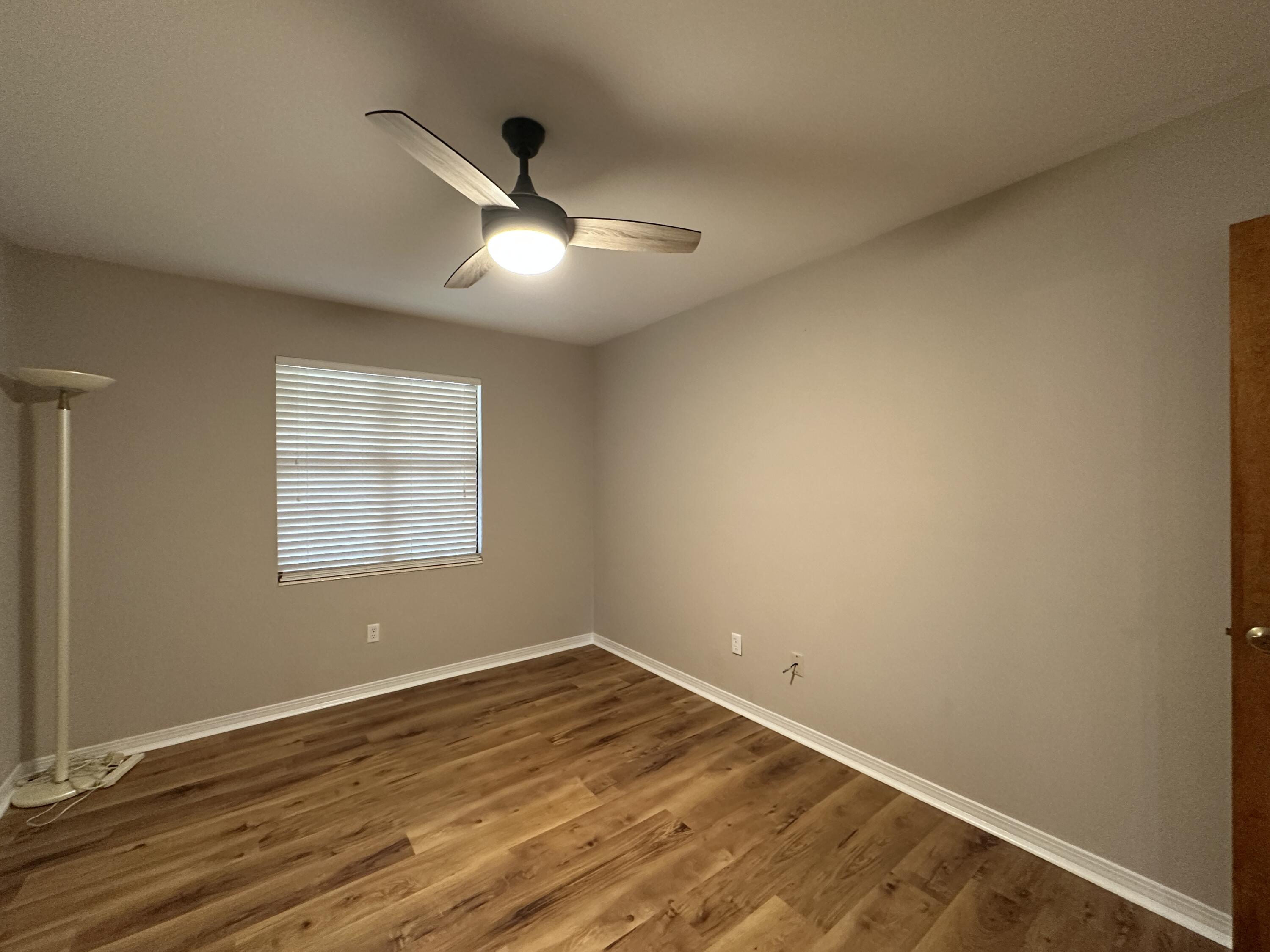 SHARON POINT ESTATES - Residential Lease