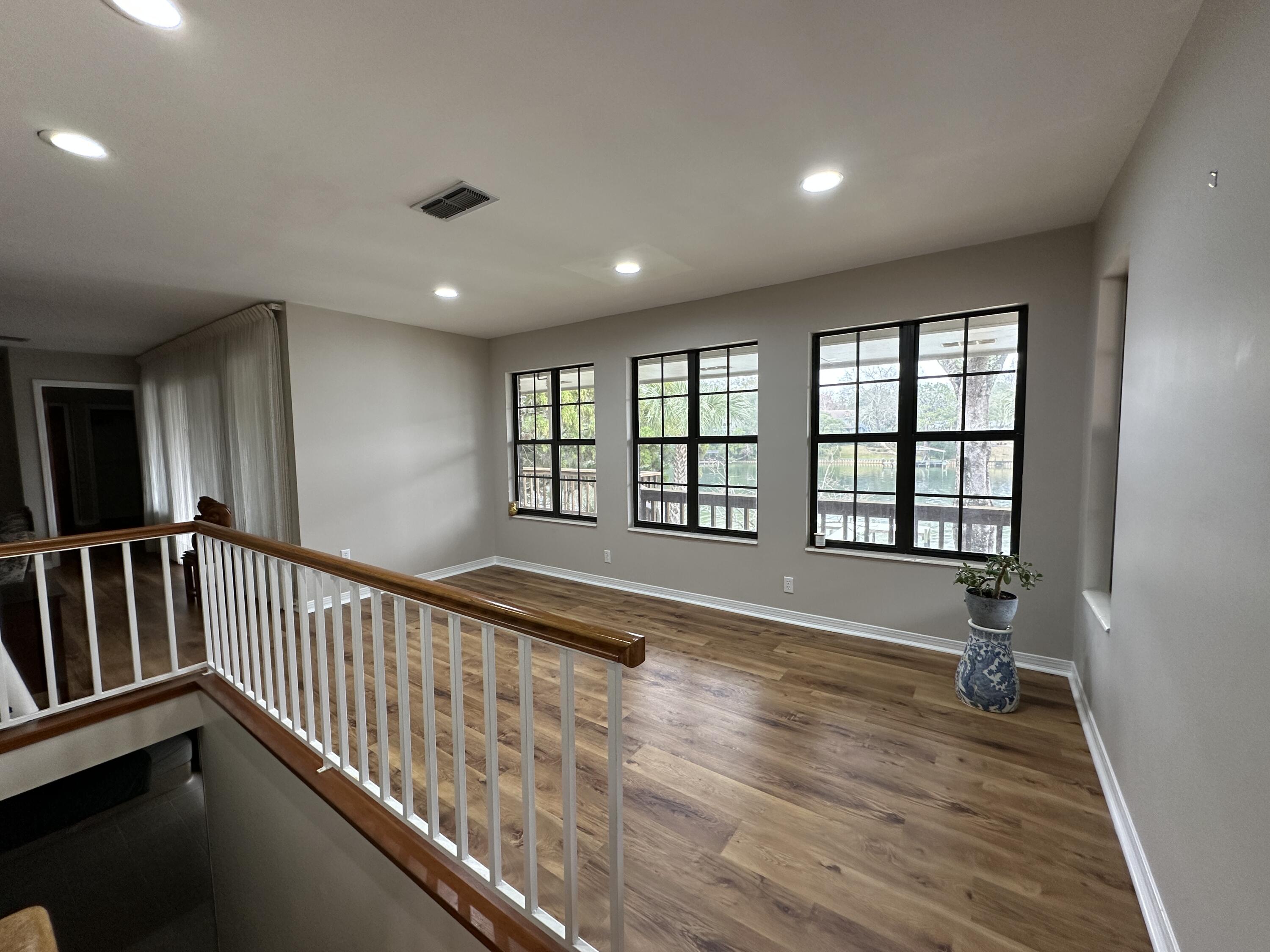 SHARON POINT ESTATES - Residential Lease