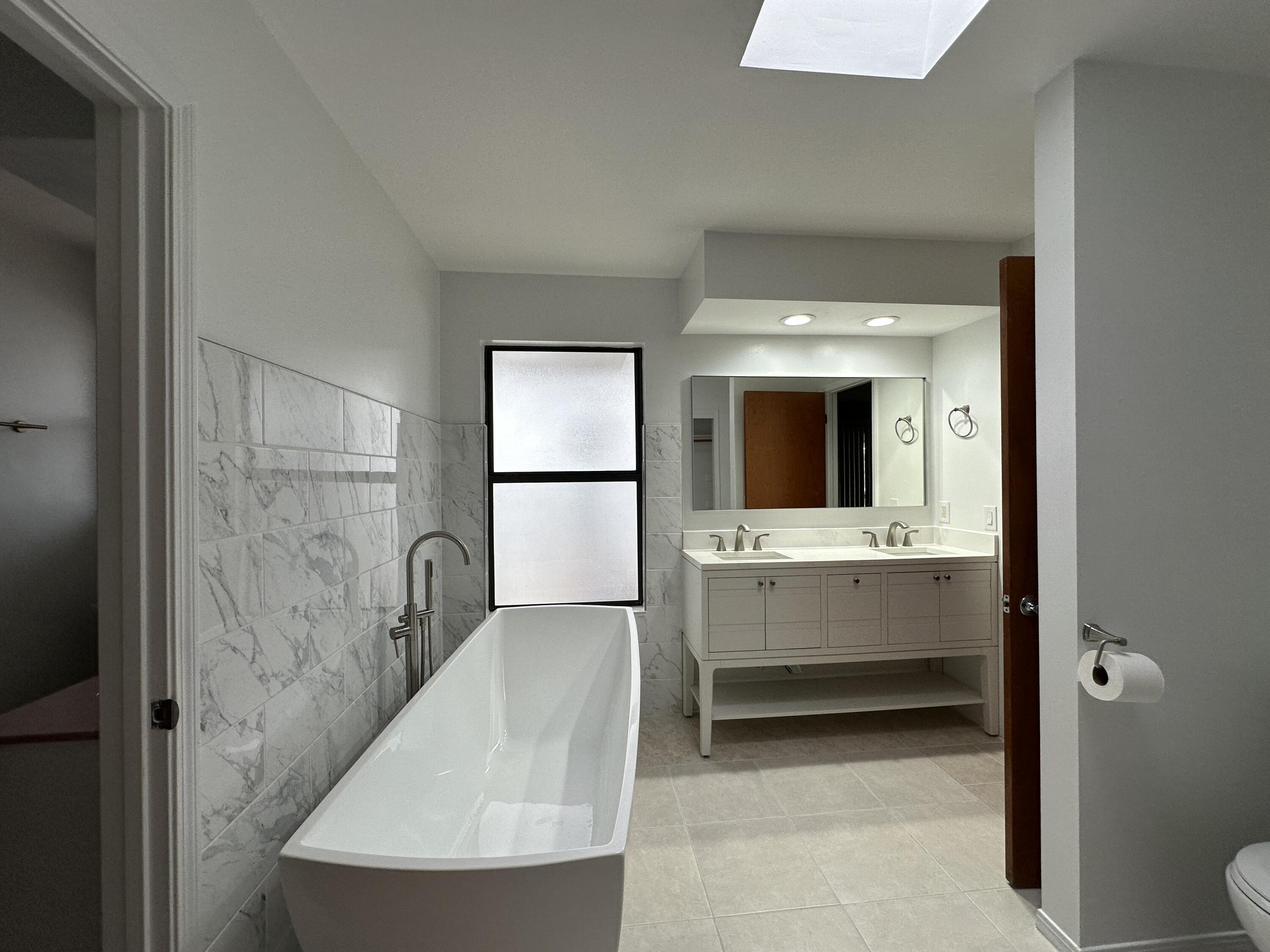 SHARON POINT ESTATES - Residential Lease