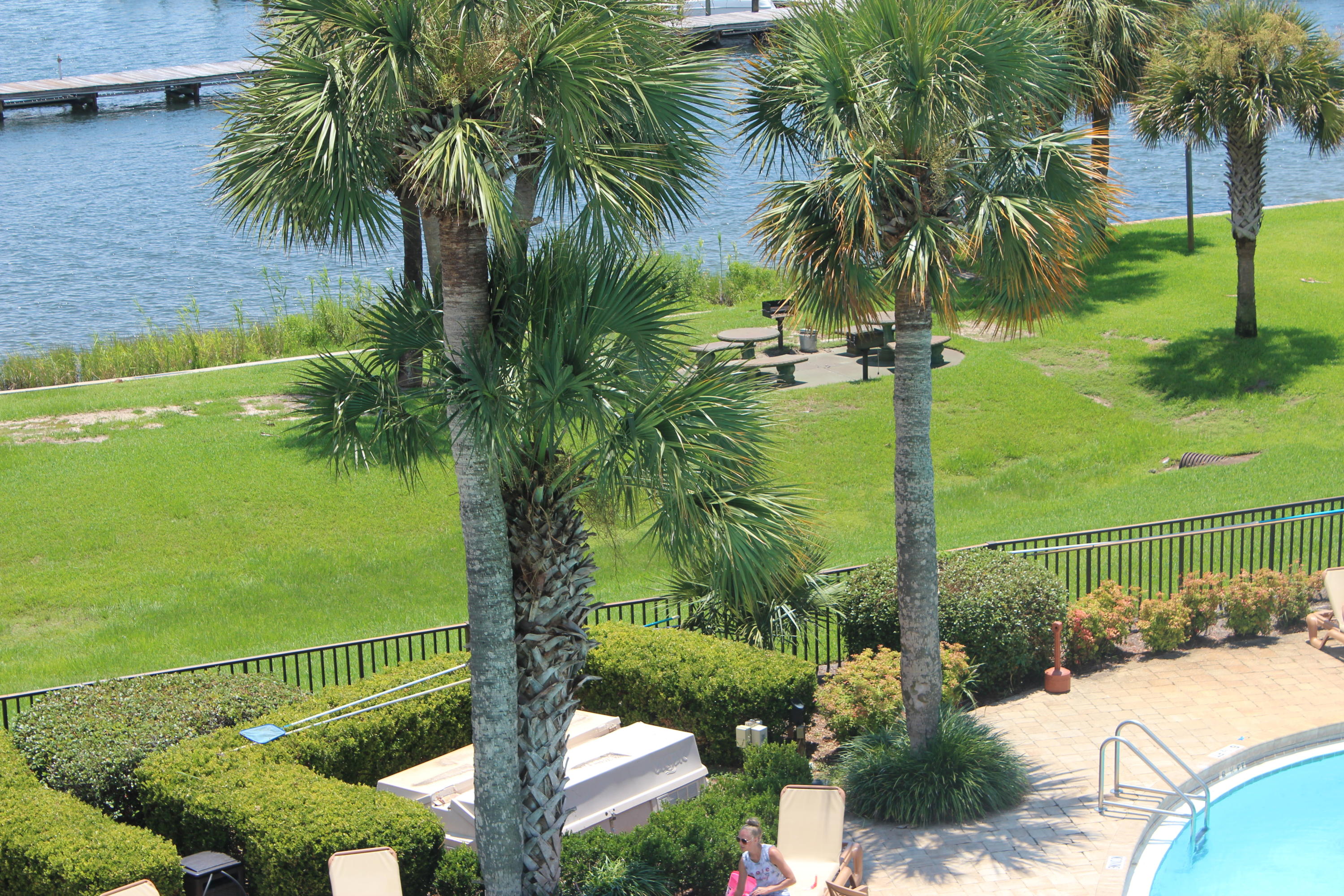 PIRATES BAY PH 1 - Residential