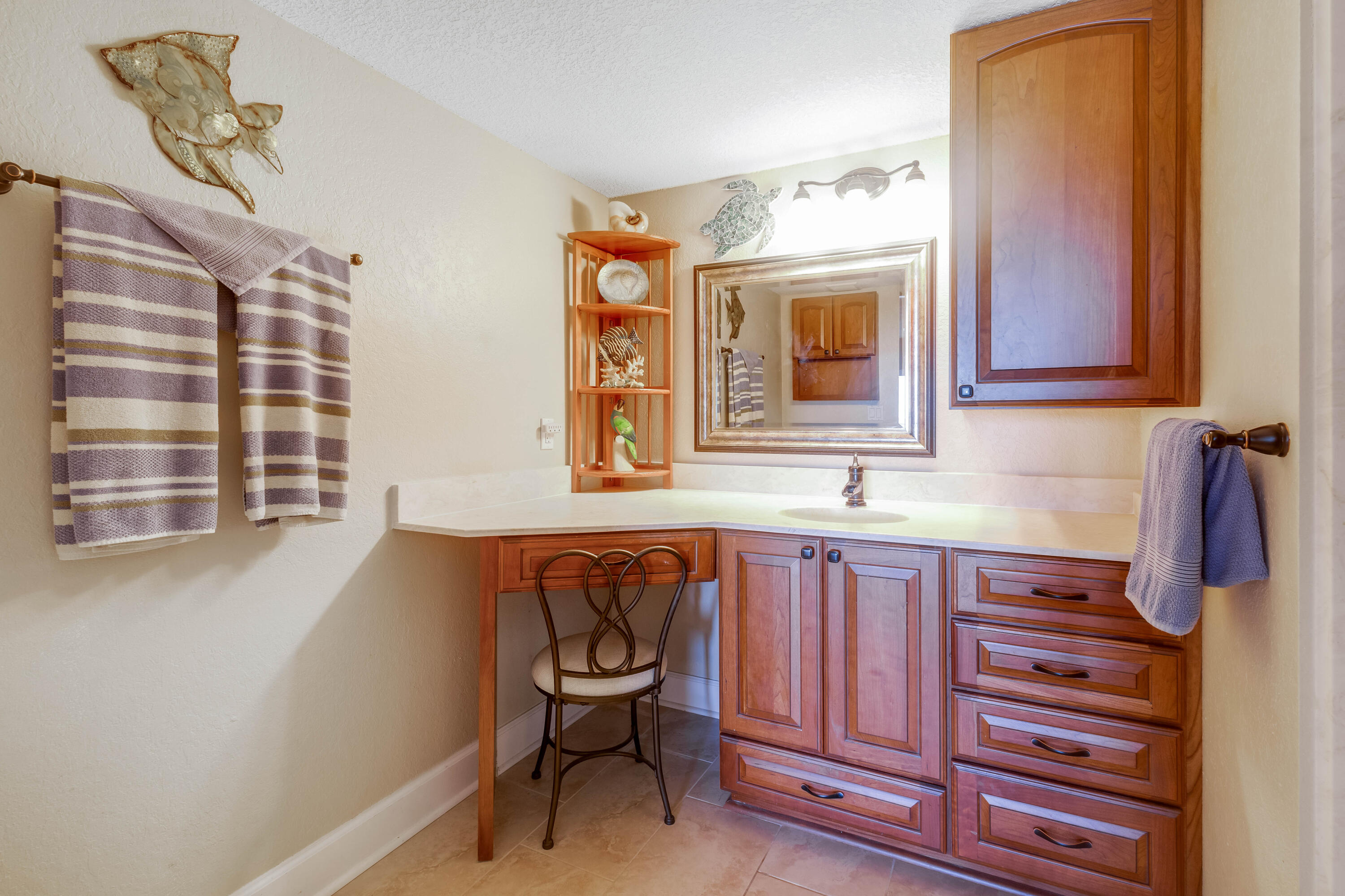 ISLANDER BEACH RESORT PH 2 - Residential