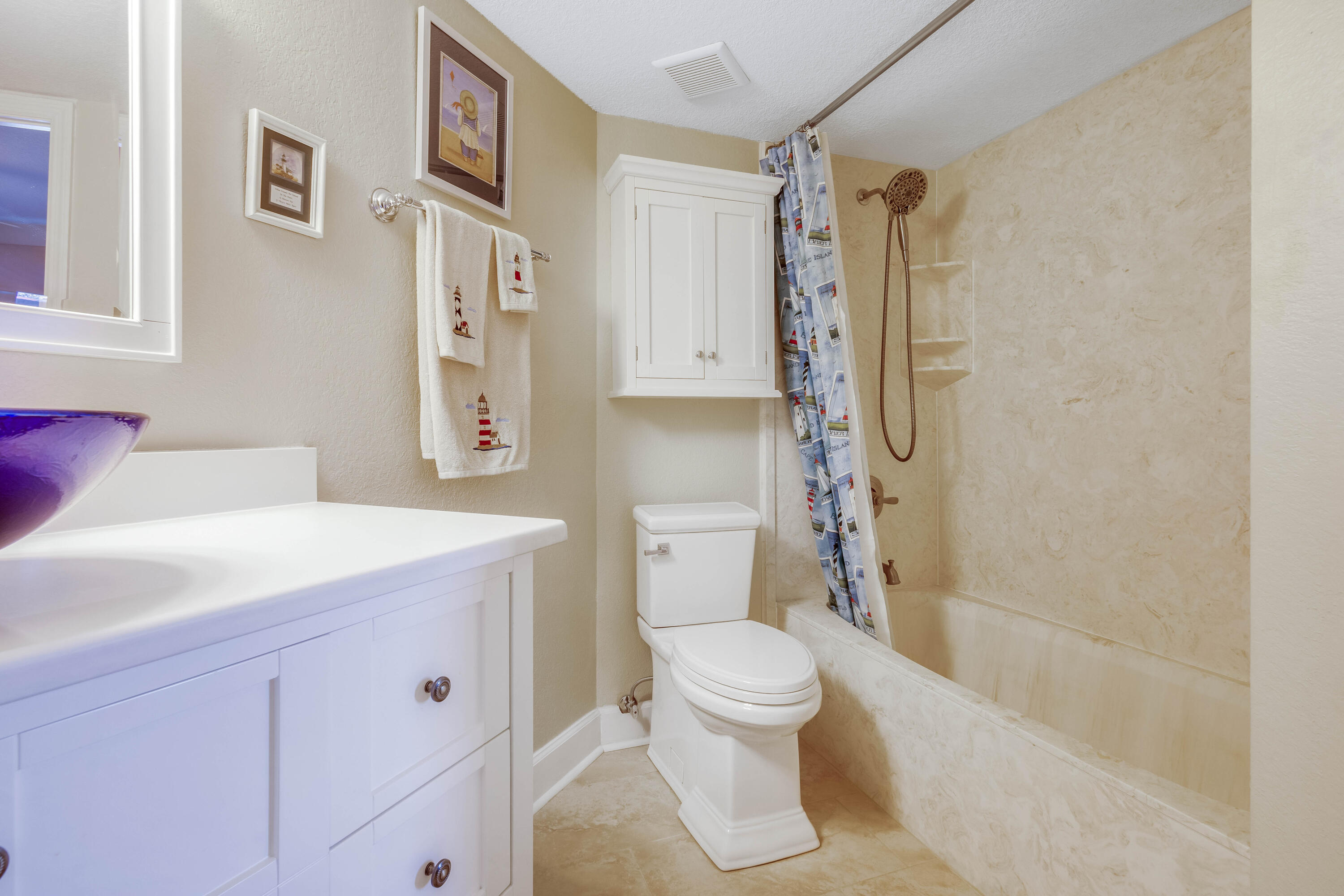 ISLANDER BEACH RESORT PH 2 - Residential