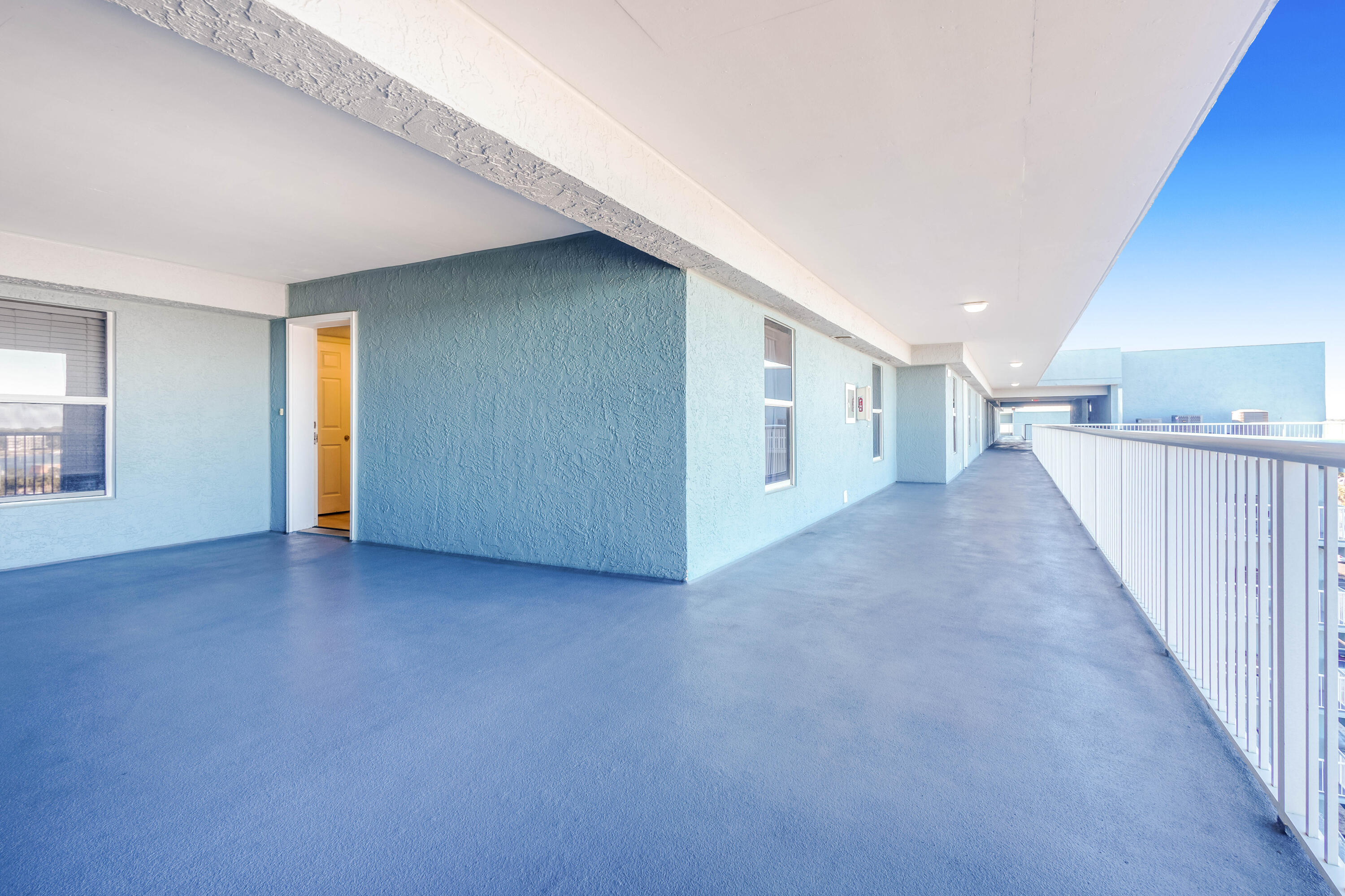 ISLANDER BEACH RESORT PH 2 - Residential