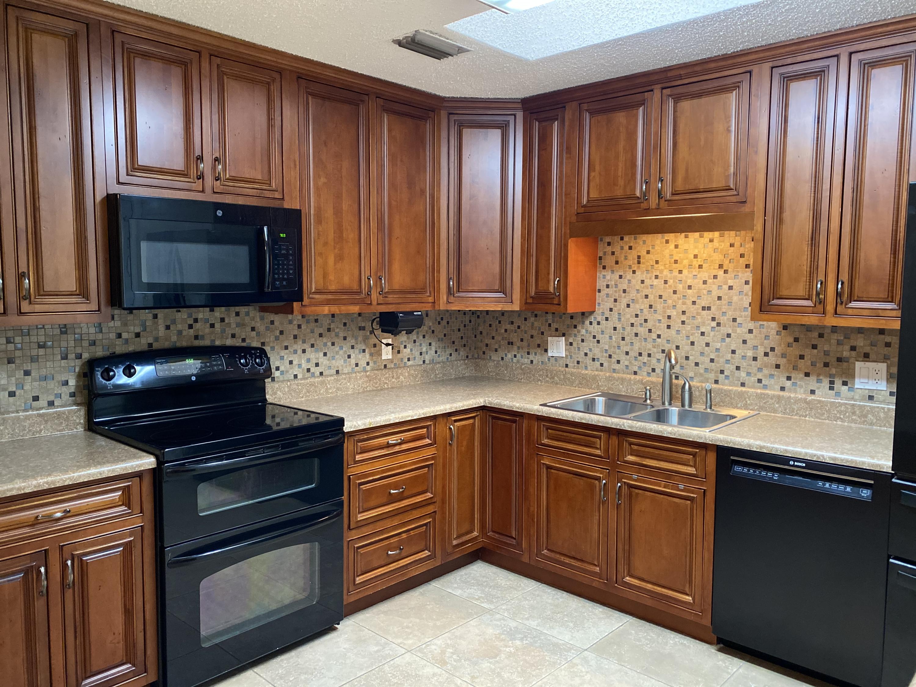 CHELSEA WOODS - Residential