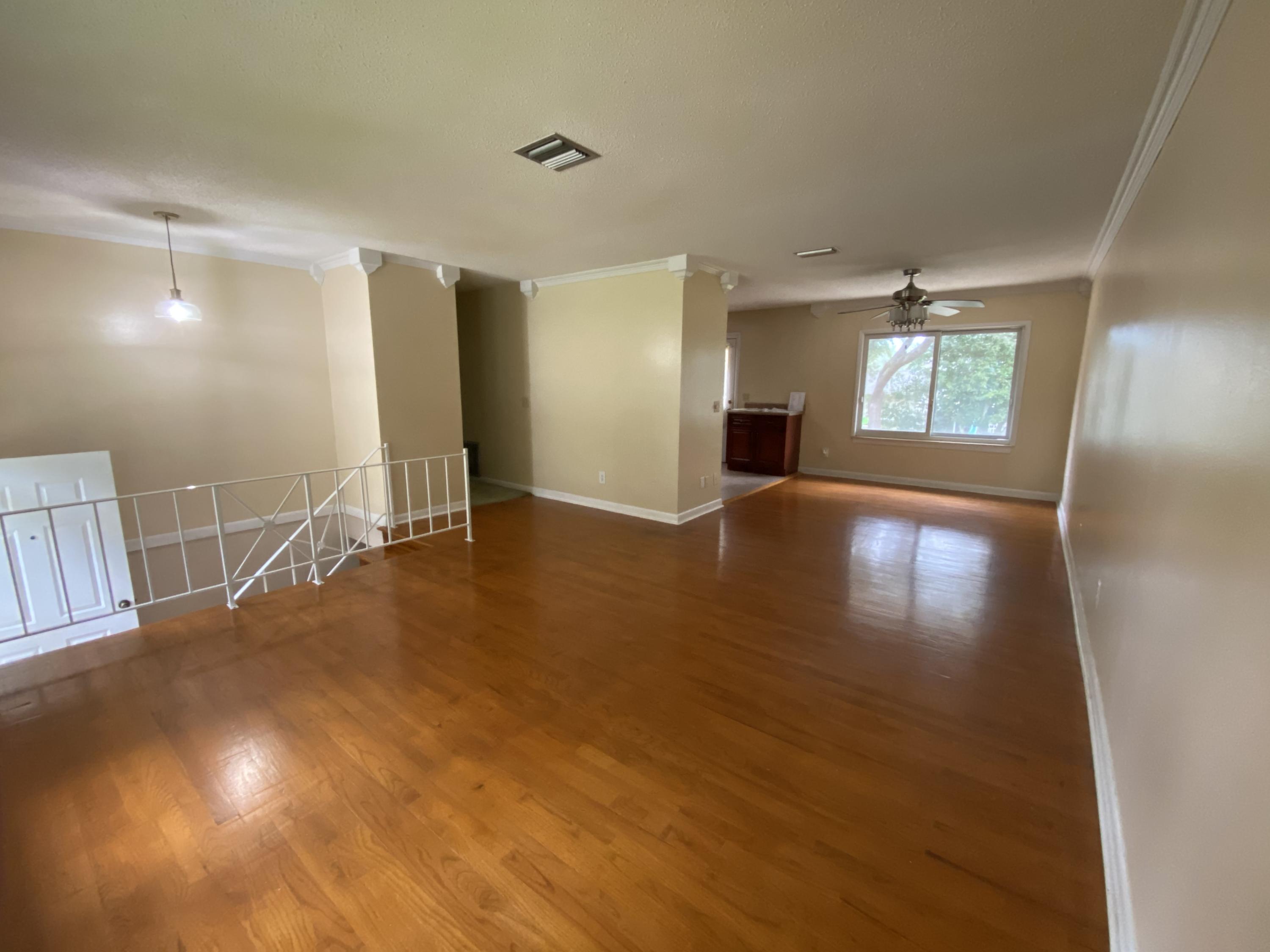 CHELSEA WOODS - Residential