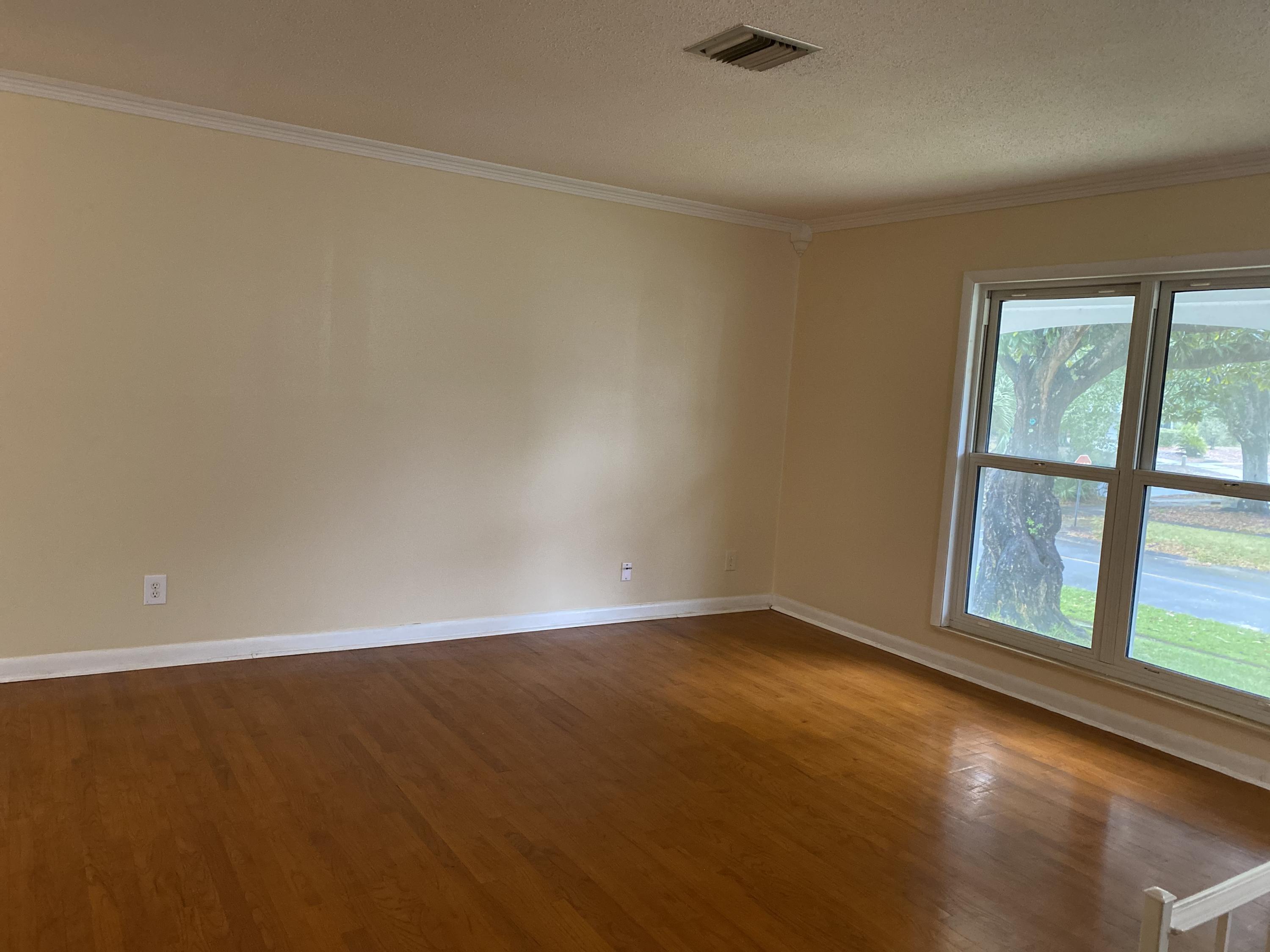 CHELSEA WOODS - Residential