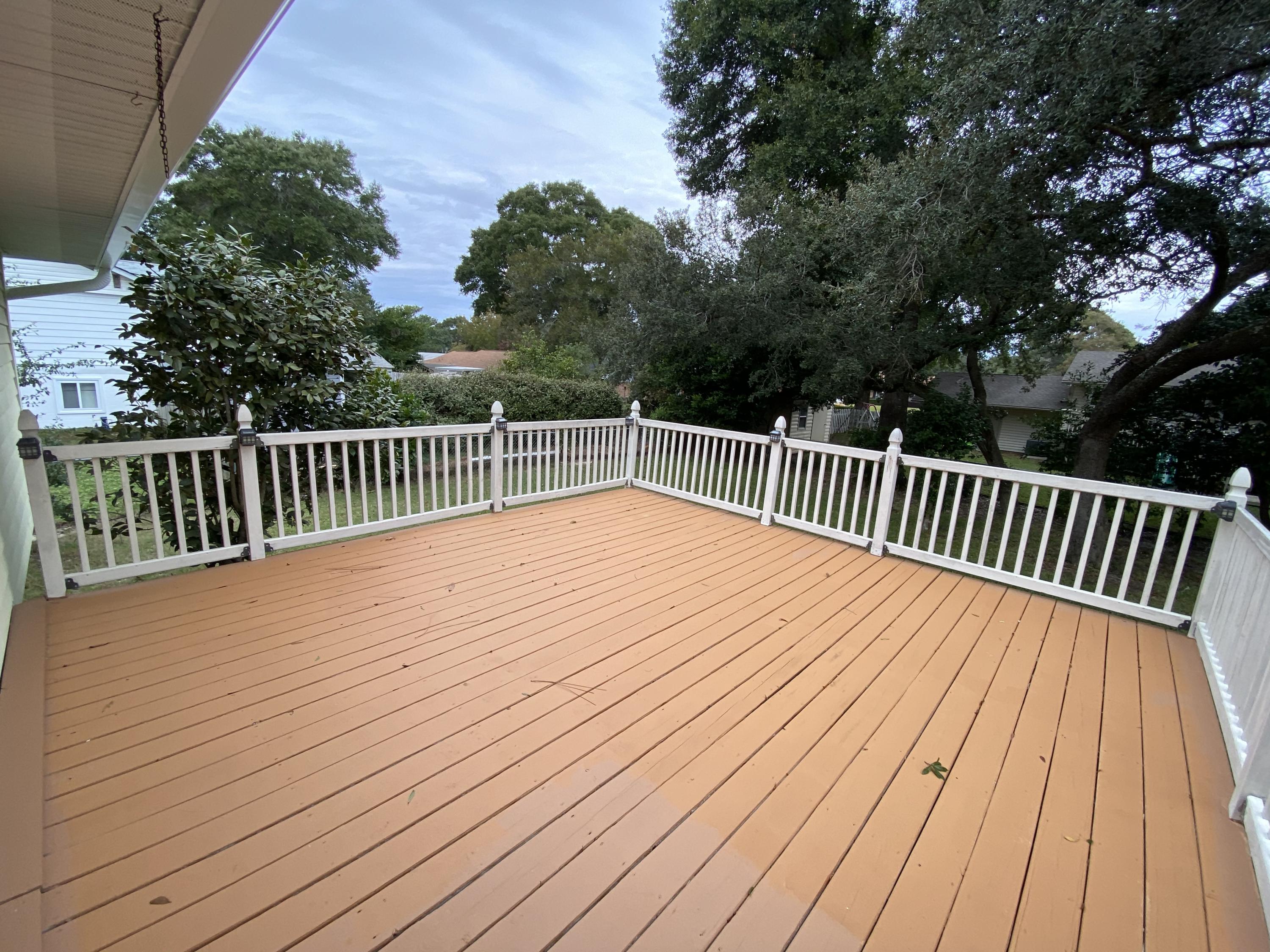 CHELSEA WOODS - Residential