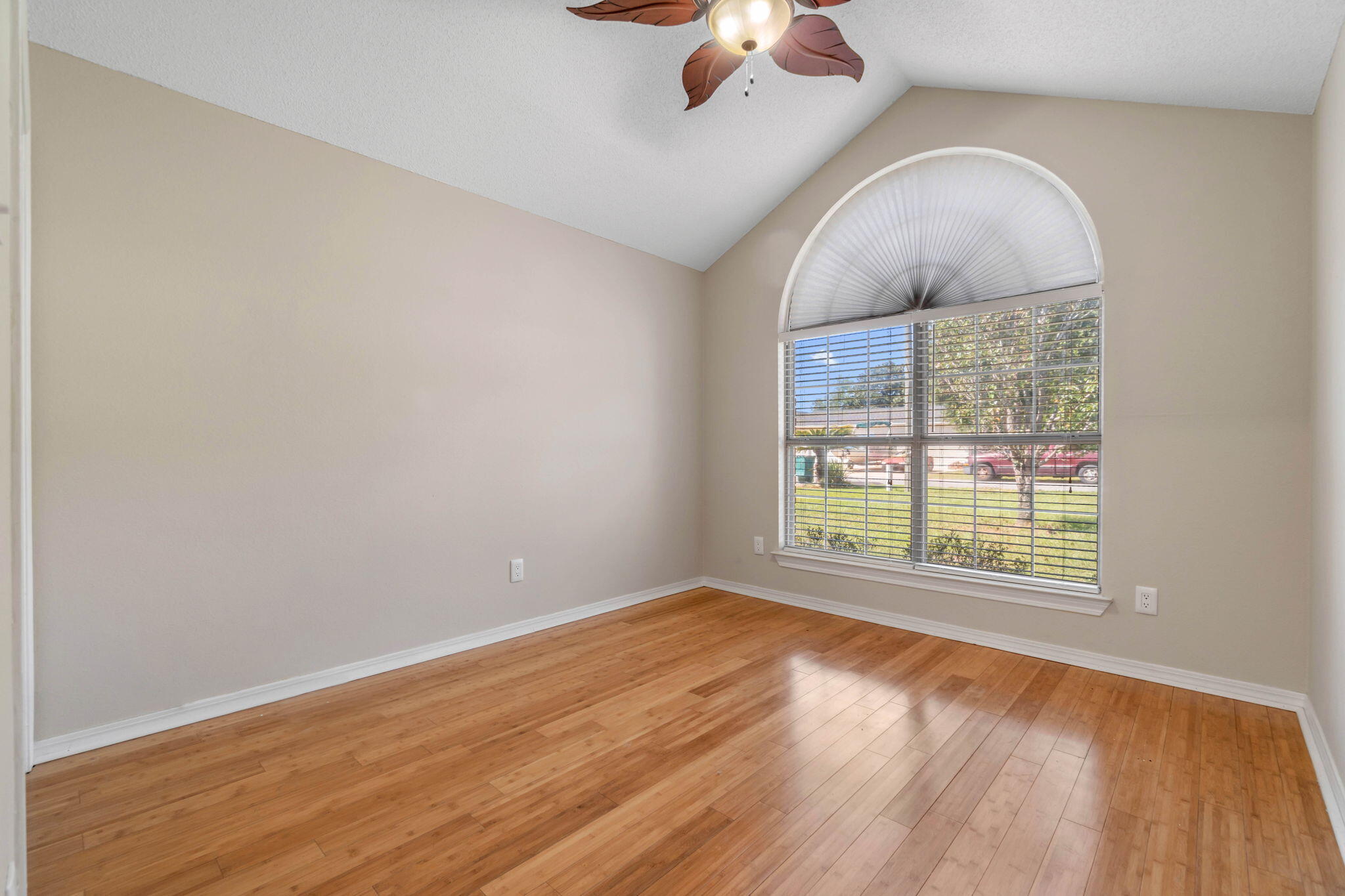 WYNNEHAVEN BEACH ESTATES - Residential