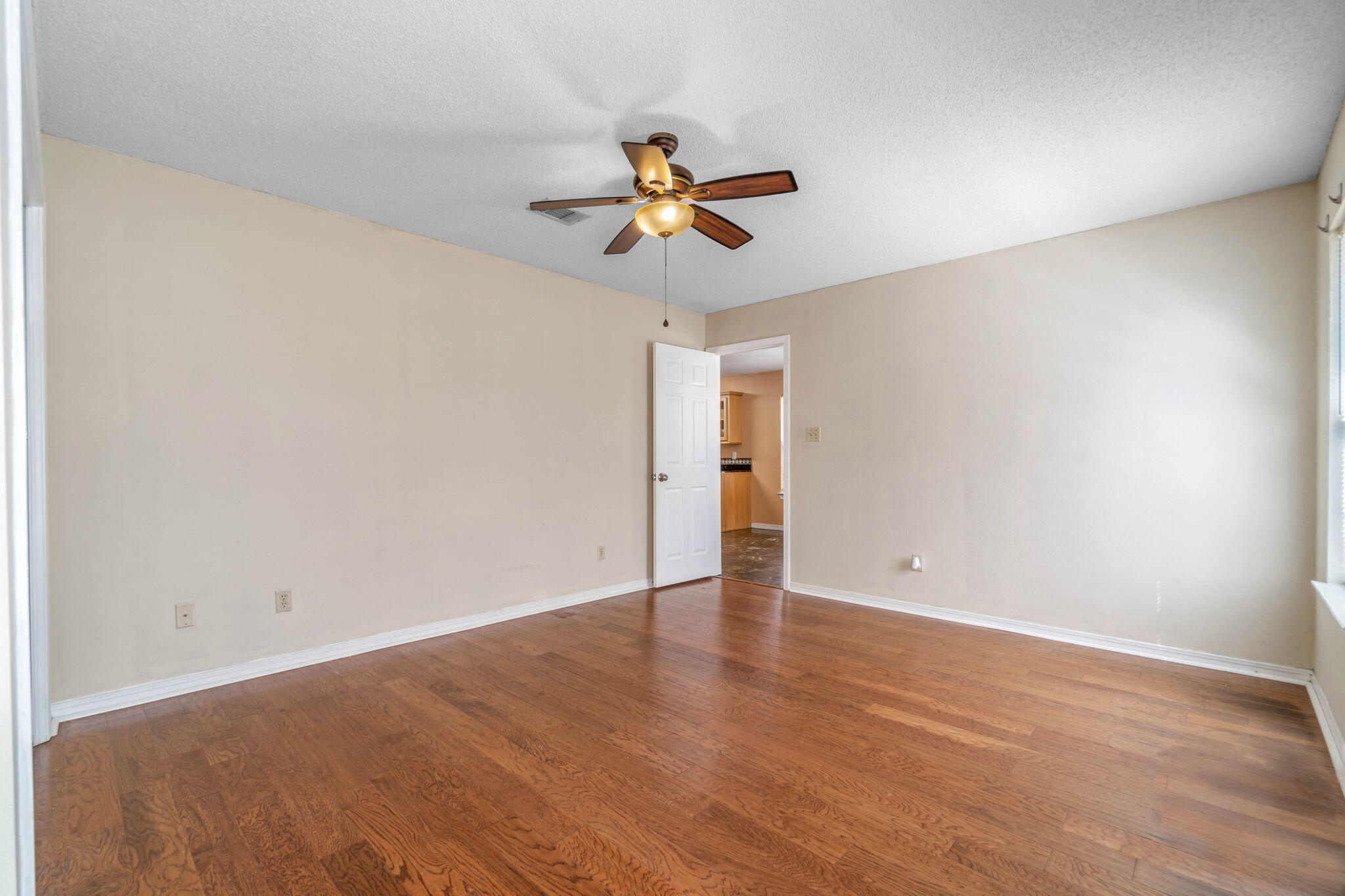 WYNNEHAVEN BEACH ESTATES - Residential