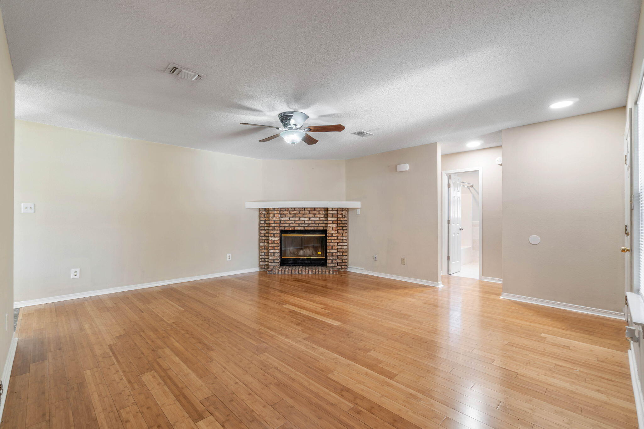 WYNNEHAVEN BEACH ESTATES - Residential