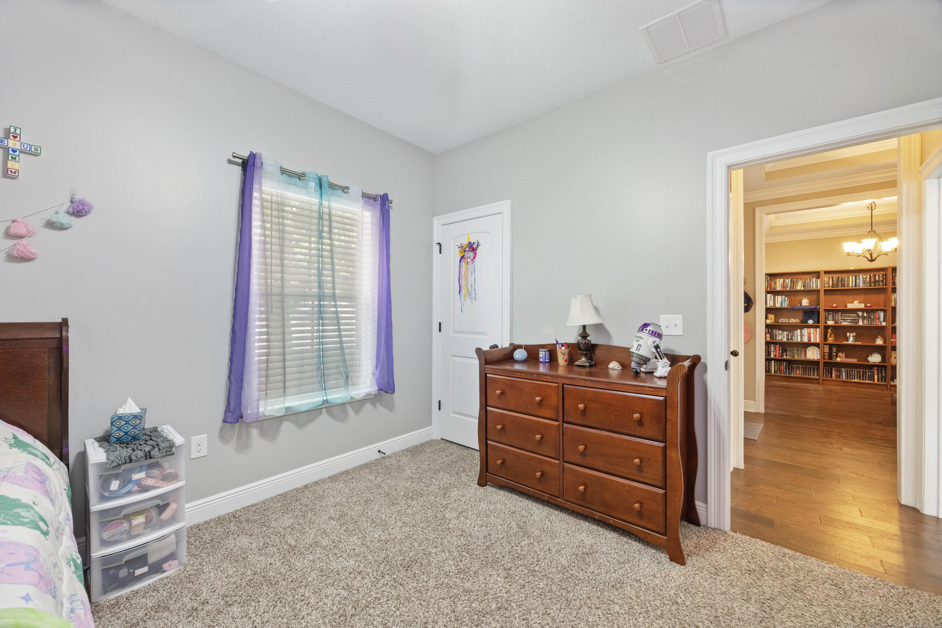 THE OVERLOOK AT CHESTNUT RIDGE - Residential