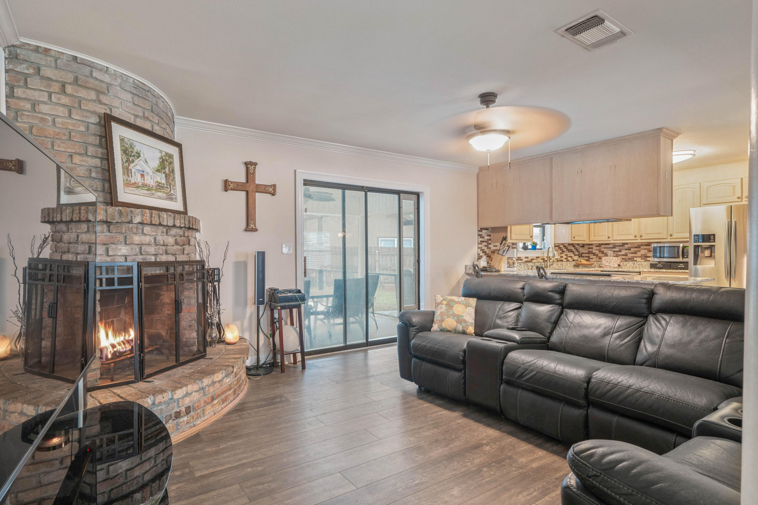 PALM EST UNIT #4 - Residential