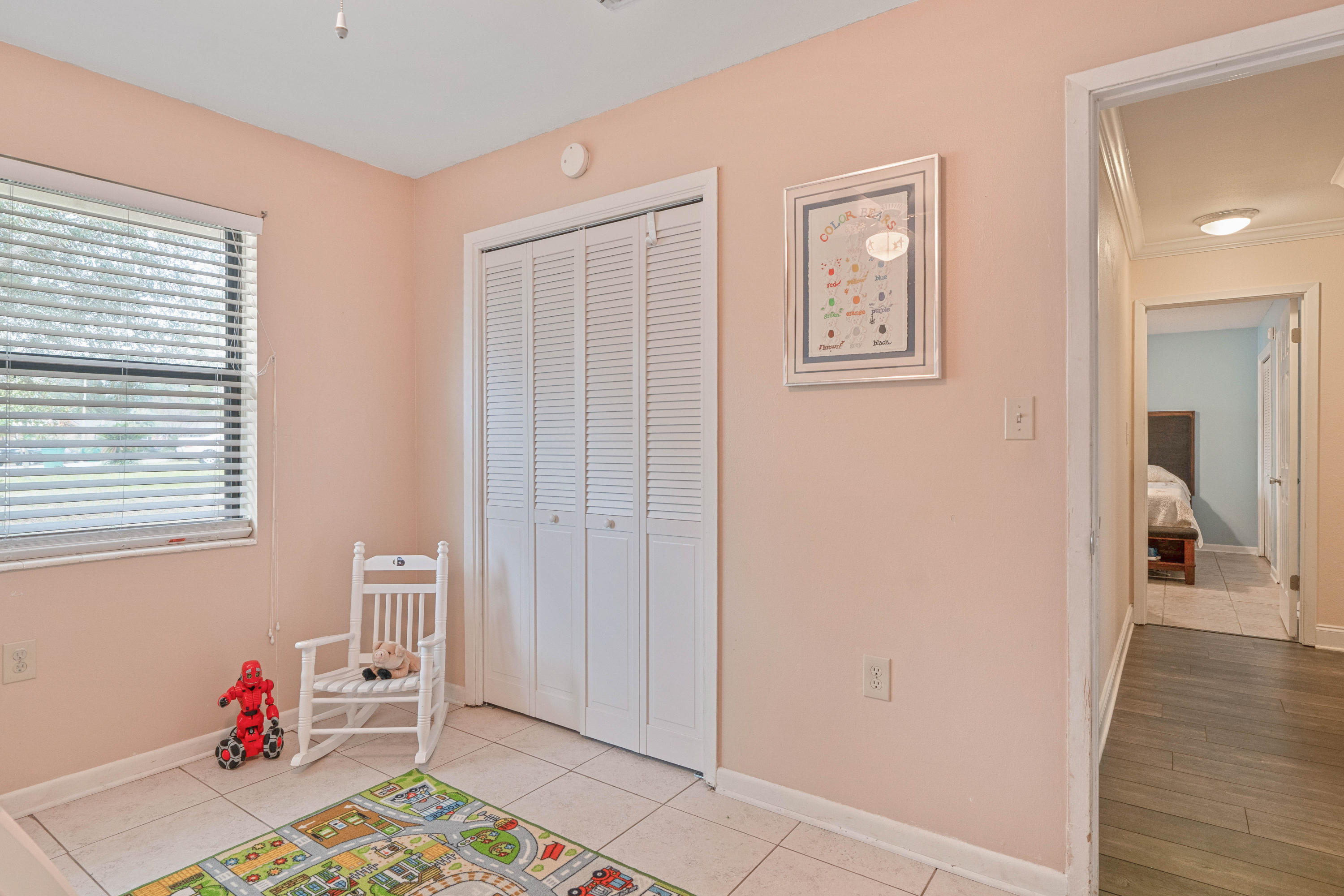 PALM EST UNIT #4 - Residential